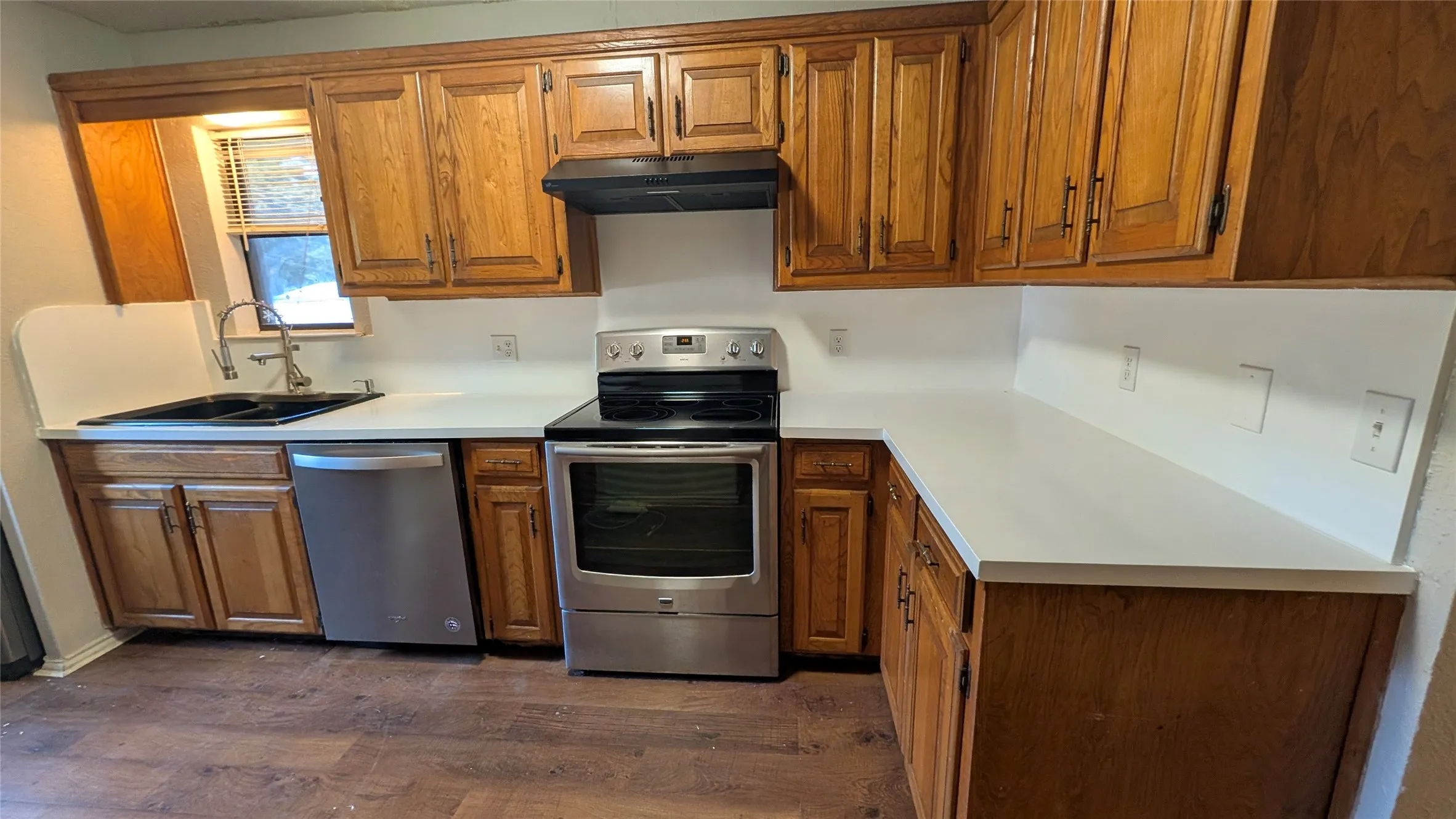 Duplex For Rent in Dallas County , 3409 Jewel Street, Sachse, Texas 75048, 2 Bedroom, 2 Bathroom, Garage spaces, 855 Sqft, built in 1983, mls#21263558, Real Estate Agent in Sachse, Homes For Rent in Dallas county, Homes For Rent in Sachse, Realtor in Sachse Texas, Real Estate Brokerage Independent Realty Texas, Luminita Cordes Realtor