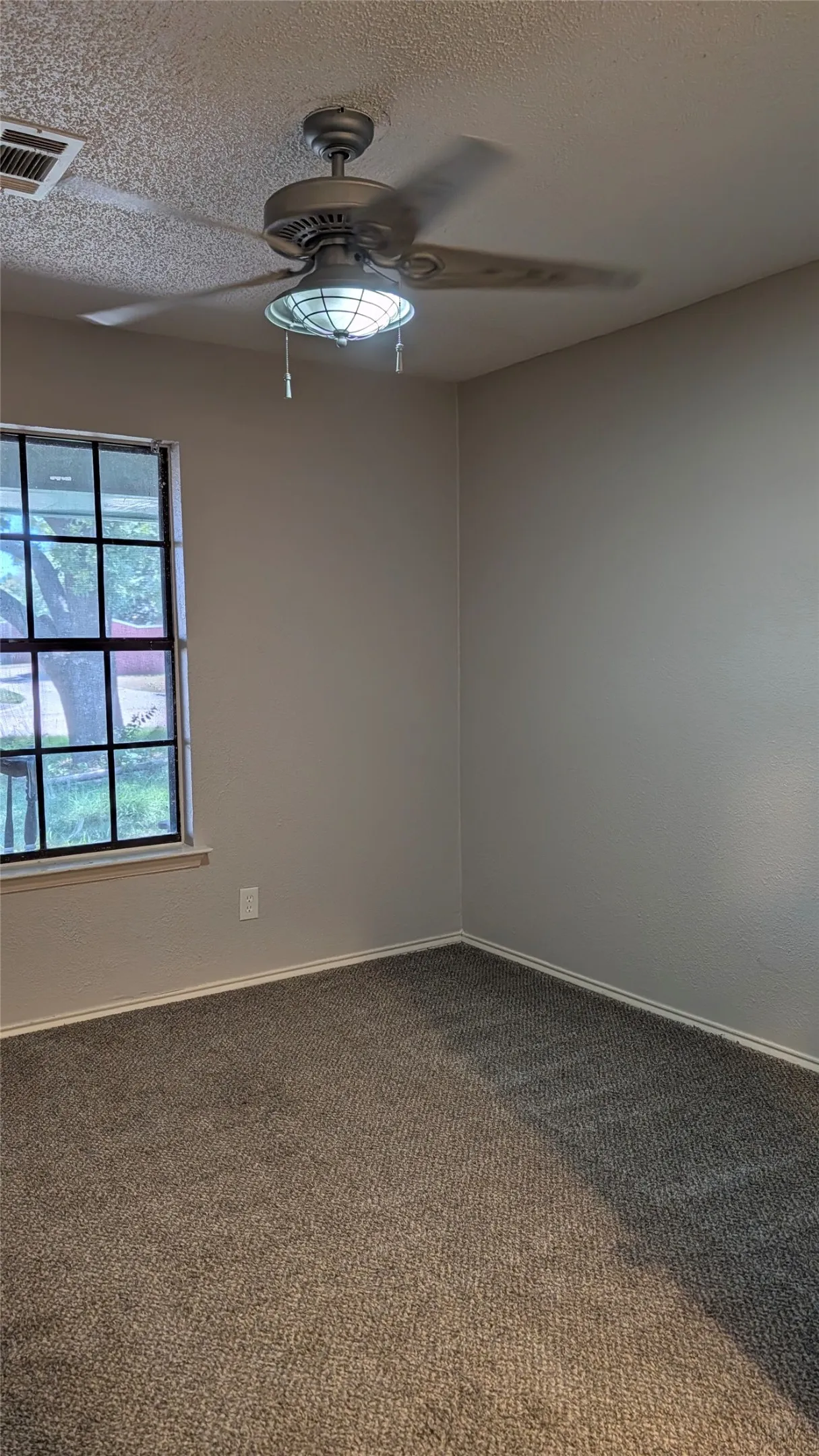 Duplex For Rent in Dallas County , 3409 Jewel Street, Sachse, Texas 75048, 2 Bedroom, 2 Bathroom, Garage spaces, 855 Sqft, built in 1983, mls#21263558, Real Estate Agent in Sachse, Homes For Rent in Dallas county, Homes For Rent in Sachse, Realtor in Sachse Texas, Real Estate Brokerage Independent Realty Texas, Luminita Cordes Realtor
