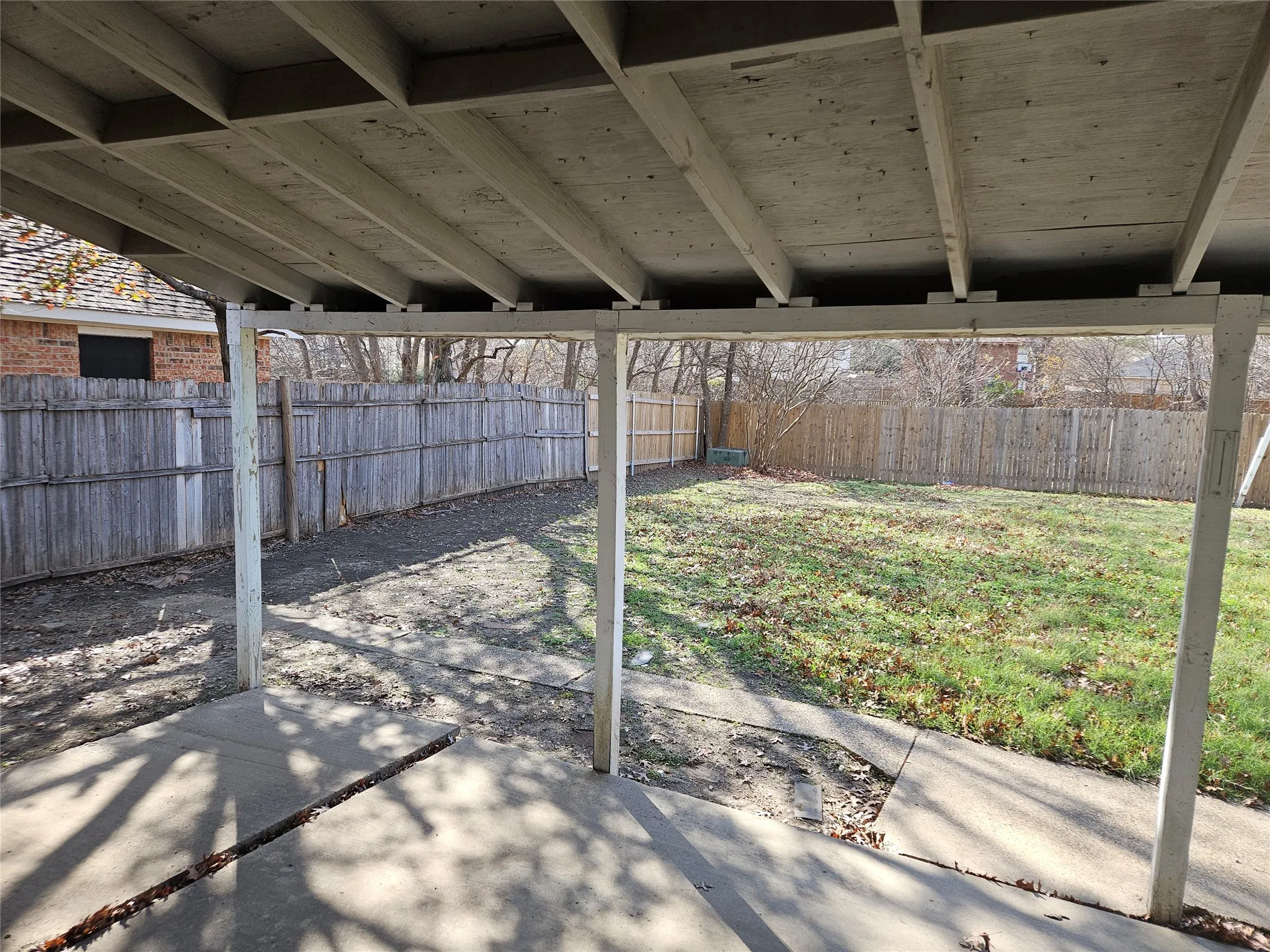 Single Family Residence For Rent in Tarrant County , 4730 Waxwing Drive, Arlington, Texas 76018, 3 Bedrooms, 3 Bathrooms, 2 Garage spaces, 1,649 Sqft, built in 1986, Price $2,195, mls#21263591, Real Estate Agent in Arlington, Homes For Rent in Tarrant county, Homes For Rent in Arlington, Realtor in Arlington Texas, Real Estate Brokerage Independent Realty Texas, Luminita Cordes Realtor