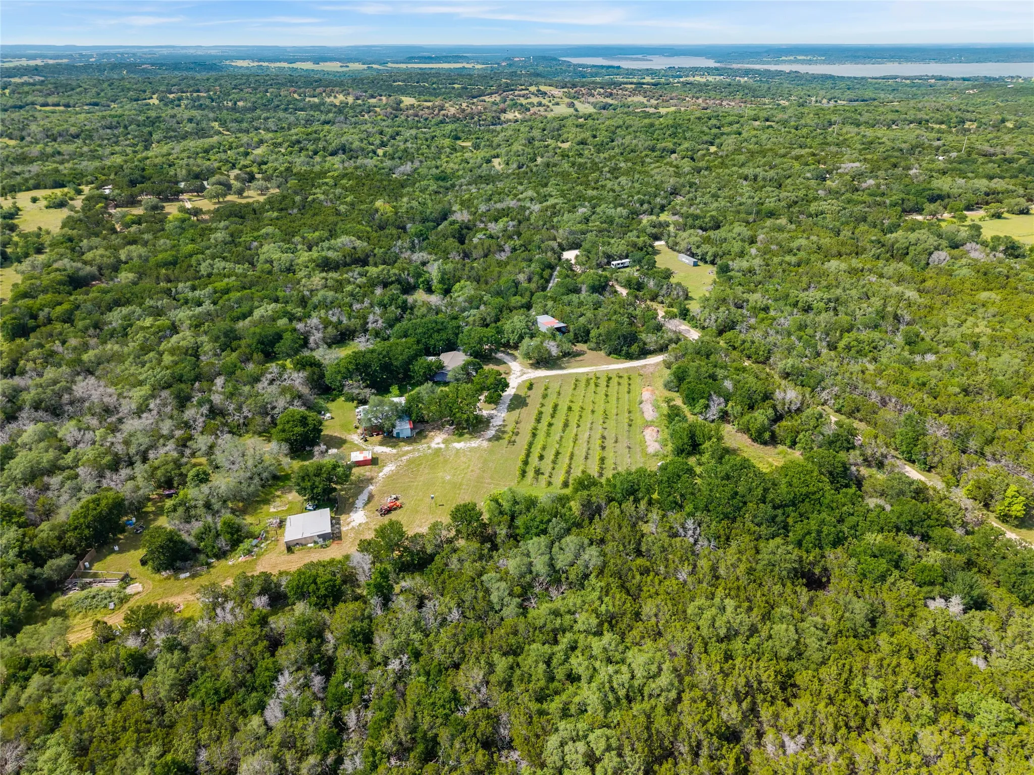 Manufactured Home For Sale in Bosque County , 106 Private Road 1381, Morgan, Texas 76671, 3 Bedroom, 2 Bathroom, Garage spaces, 1,320 Sqft, built in 2000, mls#21257624, Real Estate Agent in Morgan, Homes For Sale in Bosque county, Homes For Sale in Morgan, Realtor in Morgan Texas, Real Estate Brokerage Independent Realty Texas, Luminita Cordes Realtor