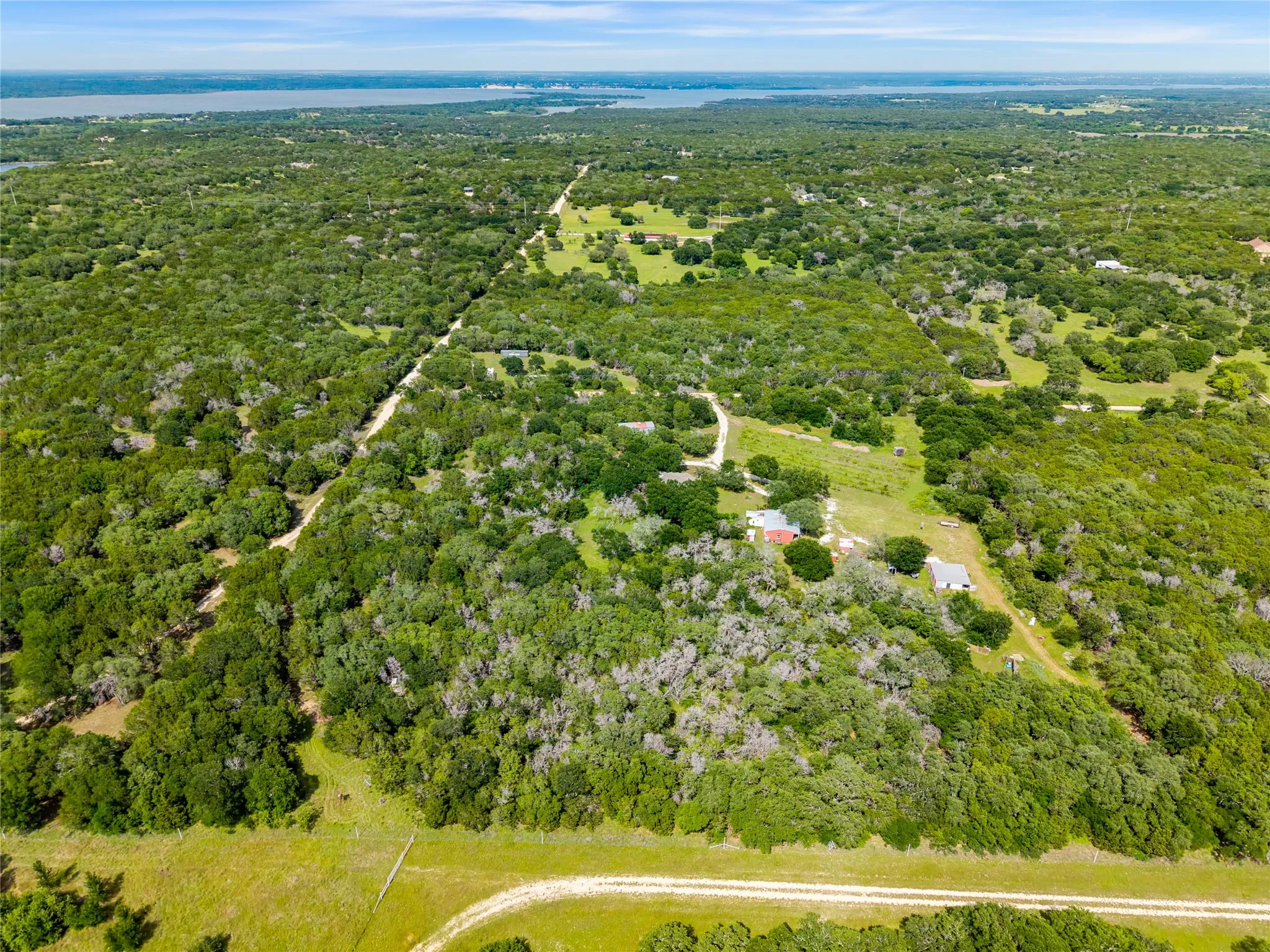 Manufactured Home For Sale in Bosque County , 106 Private Road 1381, Morgan, Texas 76671, 3 Bedroom, 2 Bathroom, Garage spaces, 1,320 Sqft, built in 2000, mls#21257624, Real Estate Agent in Morgan, Homes For Sale in Bosque county, Homes For Sale in Morgan, Realtor in Morgan Texas, Real Estate Brokerage Independent Realty Texas, Luminita Cordes Realtor