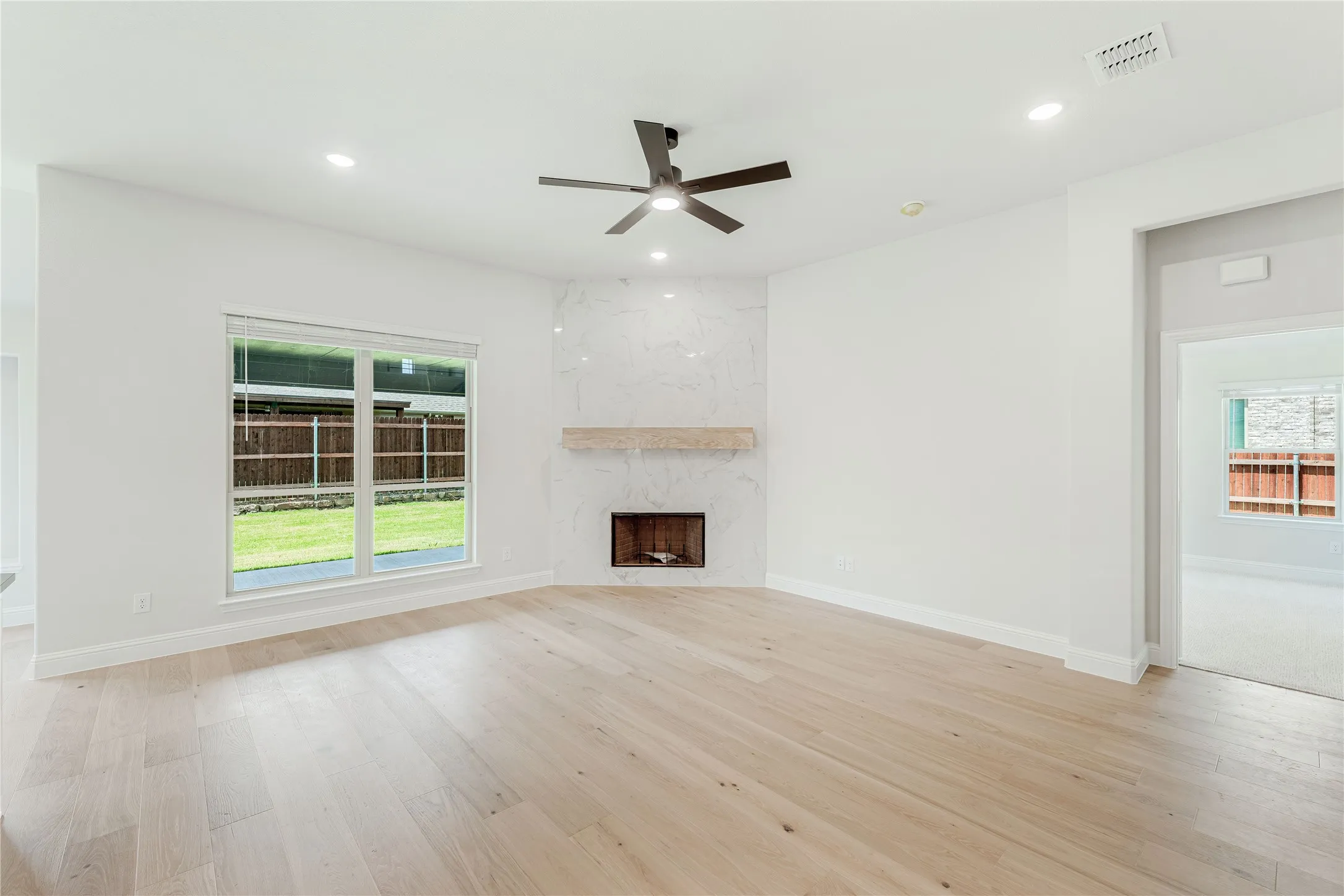 Single Family Residence For Sale in Ellis County , 520 Sanctuary Drive, Waxahachie, Texas 75165, 4 Bedroom, 3 Bathroom, 2 Garage spaces, 3,285 Sqft, built in 2026, mls#21263526, Real Estate Agent in Waxahachie, Homes For Sale in Ellis county, Homes For Sale in Waxahachie, Realtor in Waxahachie Texas, Real Estate Brokerage Independent Realty Texas, Luminita Cordes Realtor