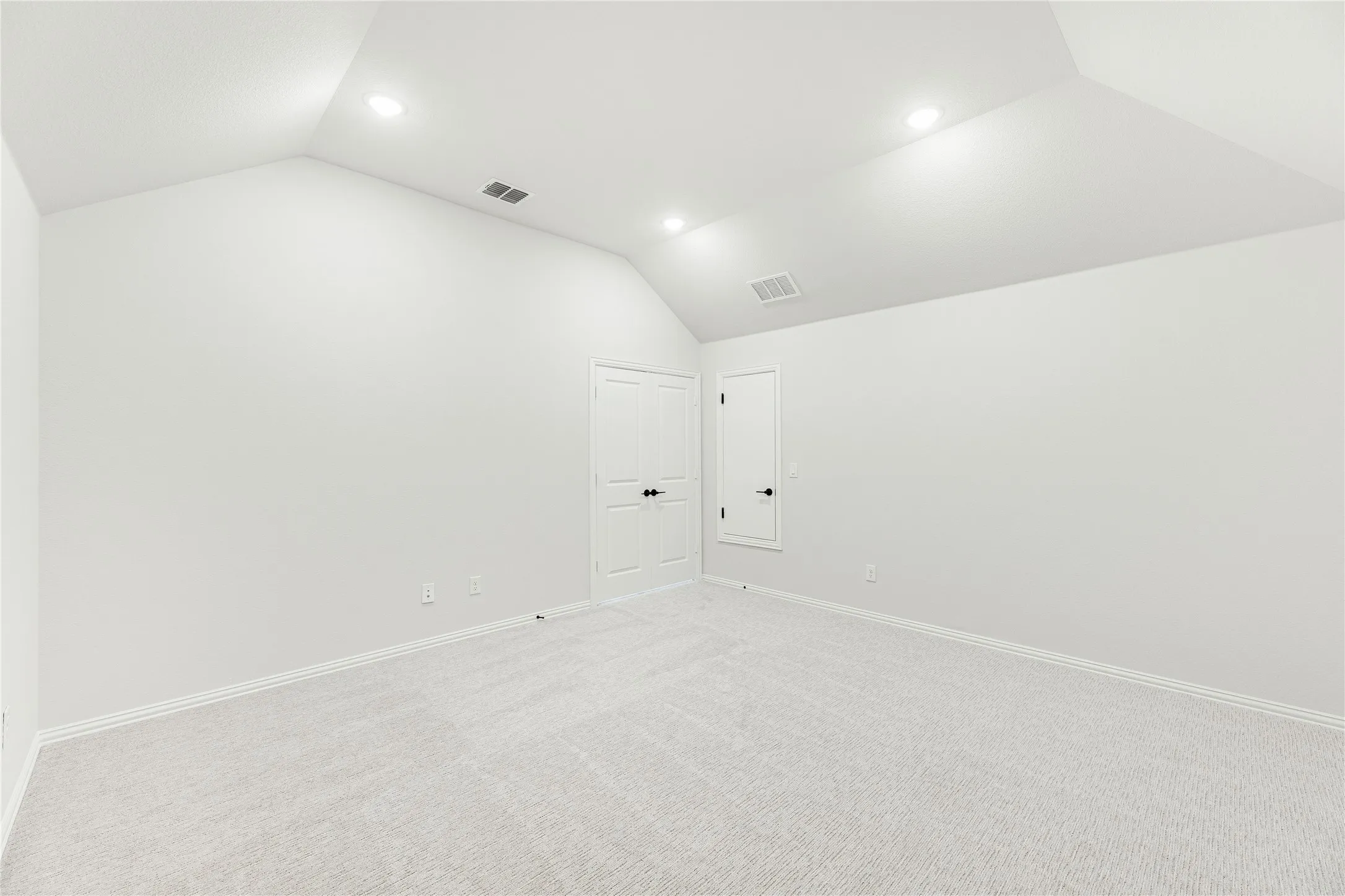 Single Family Residence For Sale in Ellis County , 520 Sanctuary Drive, Waxahachie, Texas 75165, 4 Bedroom, 3 Bathroom, 2 Garage spaces, 3,285 Sqft, built in 2026, mls#21263526, Real Estate Agent in Waxahachie, Homes For Sale in Ellis county, Homes For Sale in Waxahachie, Realtor in Waxahachie Texas, Real Estate Brokerage Independent Realty Texas, Luminita Cordes Realtor