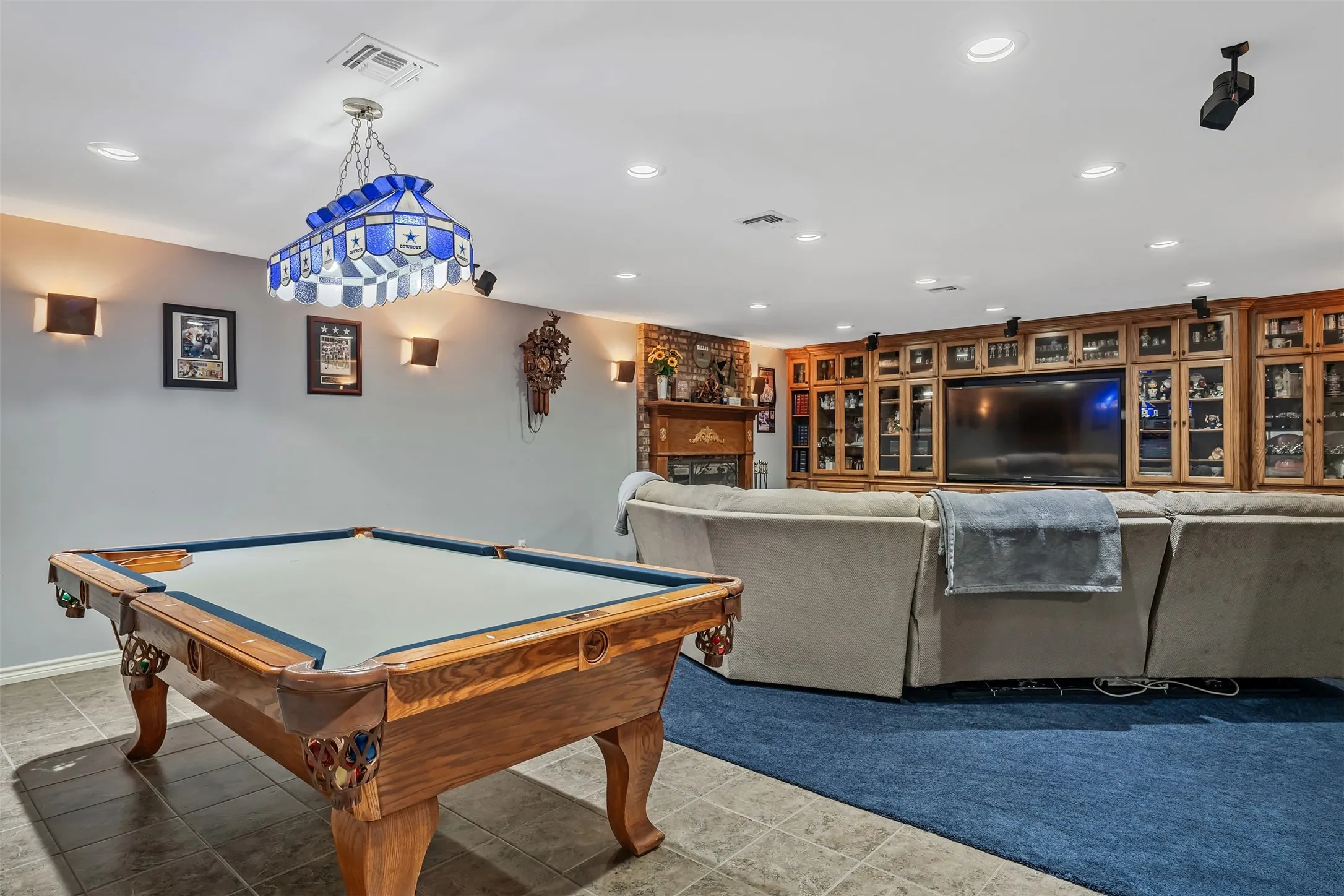 Single Family Residence For Sale in Smith County , 19135 Bynum, Flint, Texas 75762, 4 Bedrooms, 3 Bathrooms, 3 Garage spaces, 3,756 Sqft, built in 2006, Price $675,000, mls#21263579, Real Estate Agent in Flint, Homes For Sale in Smith county, Homes For Sale in Flint, Realtor in Flint Texas, Real Estate Brokerage Independent Realty Texas, Luminita Cordes Realtor