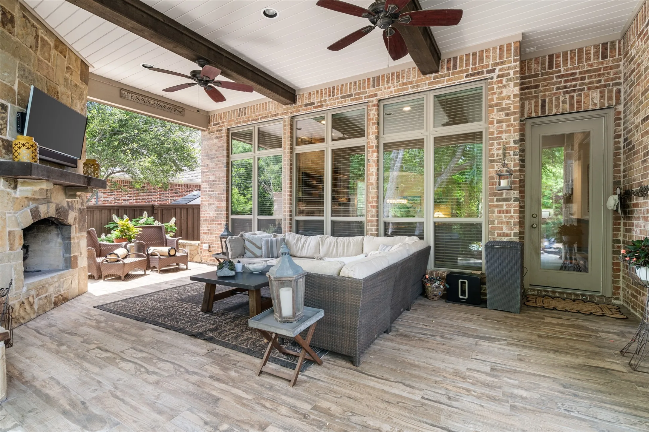Single Family Residence For Sale in Collin County , 1097 Limestone Court, Allen, Texas 75013, 5 Bedroom, 5 Bathroom, 3 Garage spaces, 3,894 Sqft, built in 2001, mls#21263299, Real Estate Agent in Allen, Homes For Sale in Collin county, Homes For Sale in Allen, Realtor in Allen Texas, Real Estate Brokerage Independent Realty Texas, Luminita Cordes Realtor