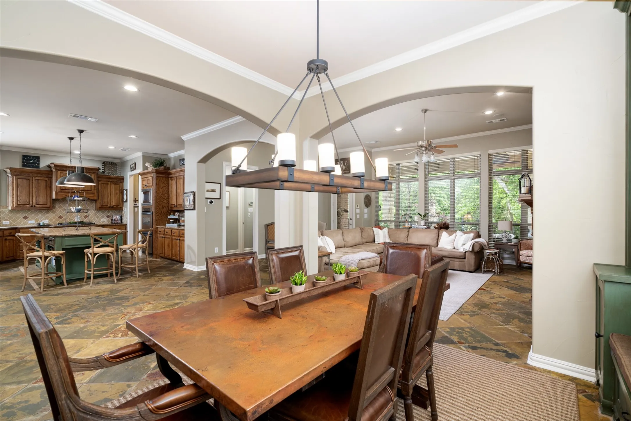 Single Family Residence For Sale in Collin County , 1097 Limestone Court, Allen, Texas 75013, 5 Bedroom, 5 Bathroom, 3 Garage spaces, 3,894 Sqft, built in 2001, mls#21263299, Real Estate Agent in Allen, Homes For Sale in Collin county, Homes For Sale in Allen, Realtor in Allen Texas, Real Estate Brokerage Independent Realty Texas, Luminita Cordes Realtor