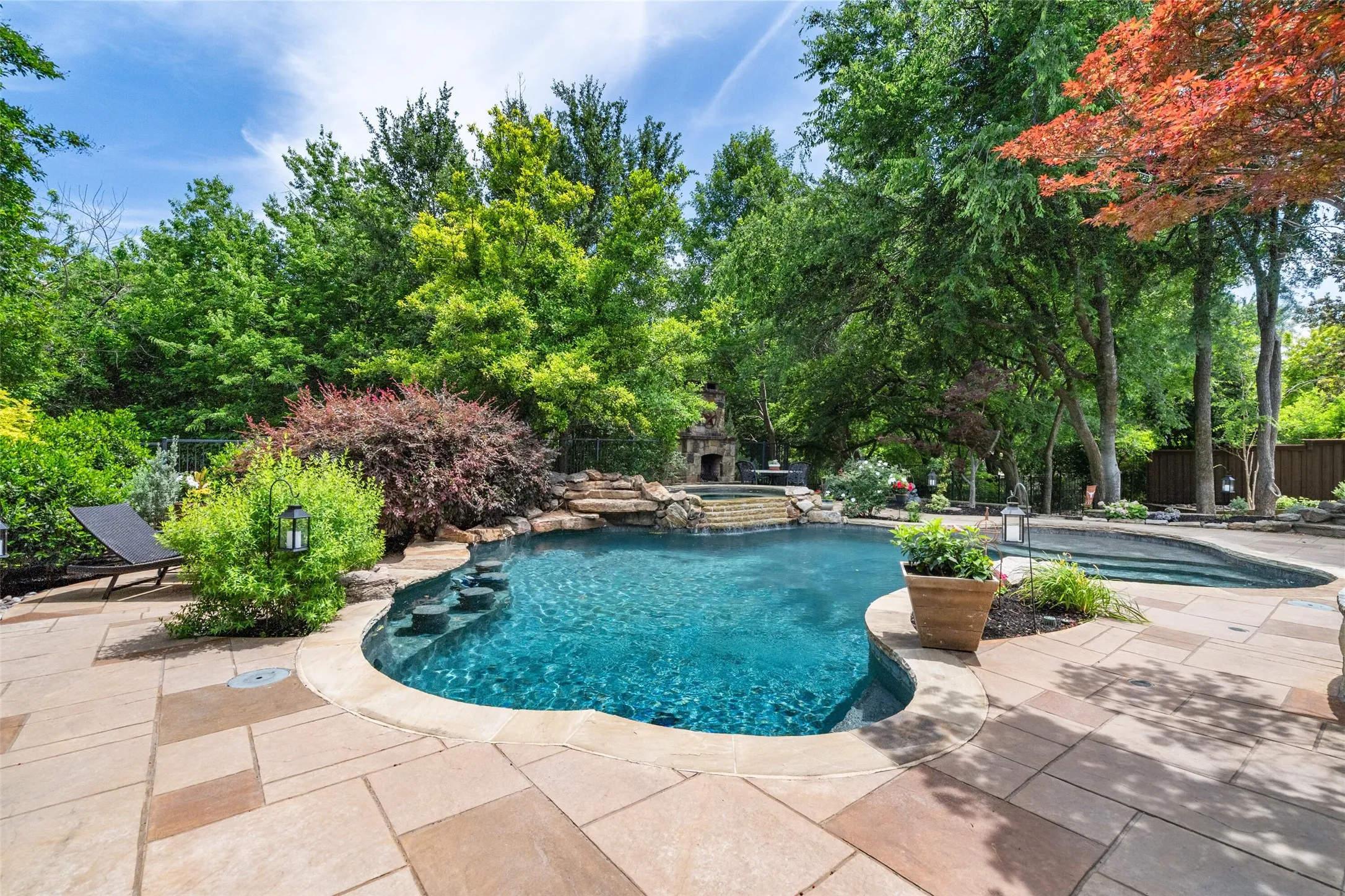 Single Family Residence For Sale in Collin County , 1097 Limestone Court, Allen, Texas 75013, 5 Bedroom, 5 Bathroom, 3 Garage spaces, 3,894 Sqft, built in 2001, mls#21263299, Real Estate Agent in Allen, Homes For Sale in Collin county, Homes For Sale in Allen, Realtor in Allen Texas, Real Estate Brokerage Independent Realty Texas, Luminita Cordes Realtor