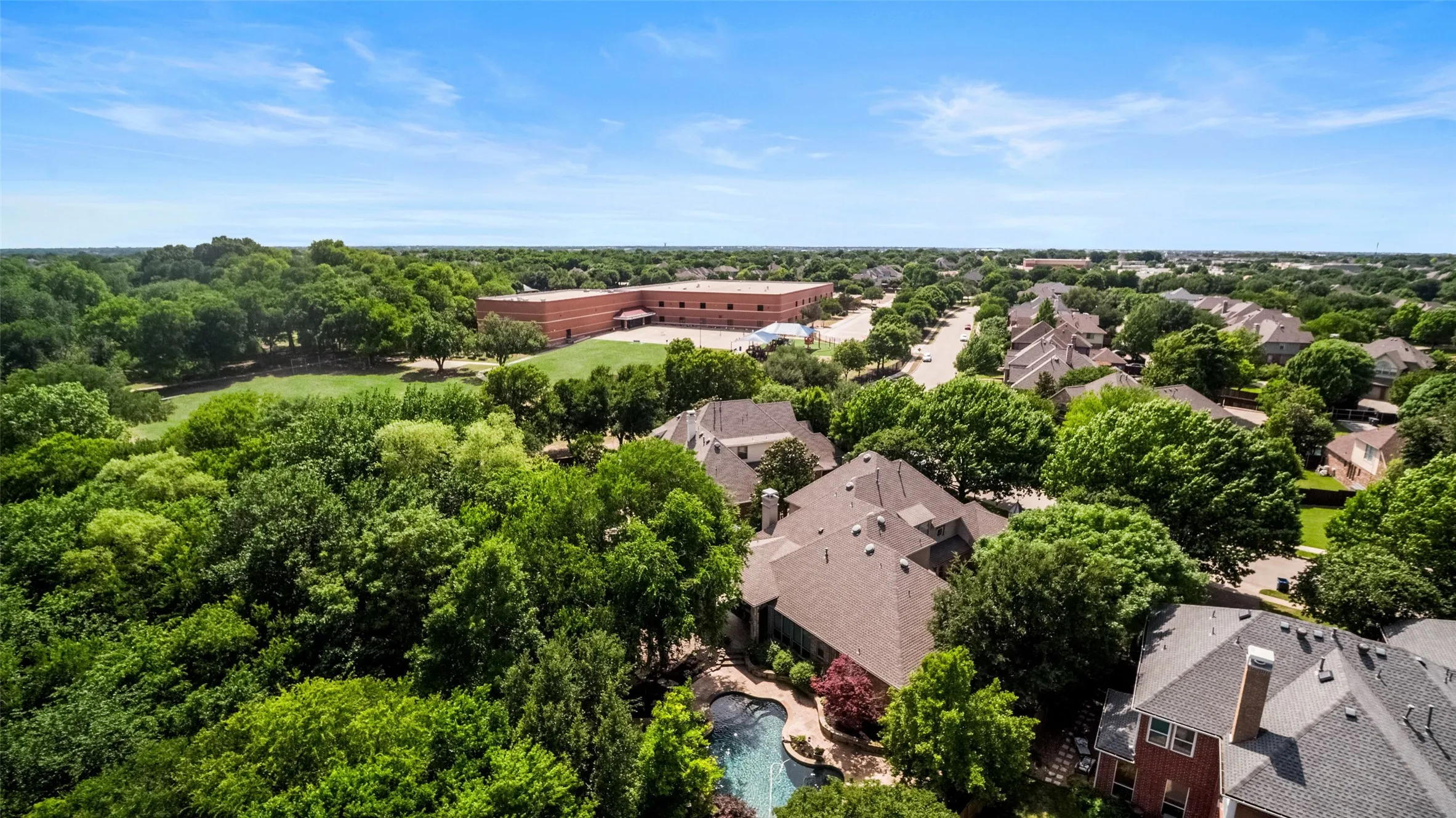 Single Family Residence For Sale in Collin County , 1097 Limestone Court, Allen, Texas 75013, 5 Bedroom, 5 Bathroom, 3 Garage spaces, 3,894 Sqft, built in 2001, mls#21263299, Real Estate Agent in Allen, Homes For Sale in Collin county, Homes For Sale in Allen, Realtor in Allen Texas, Real Estate Brokerage Independent Realty Texas, Luminita Cordes Realtor