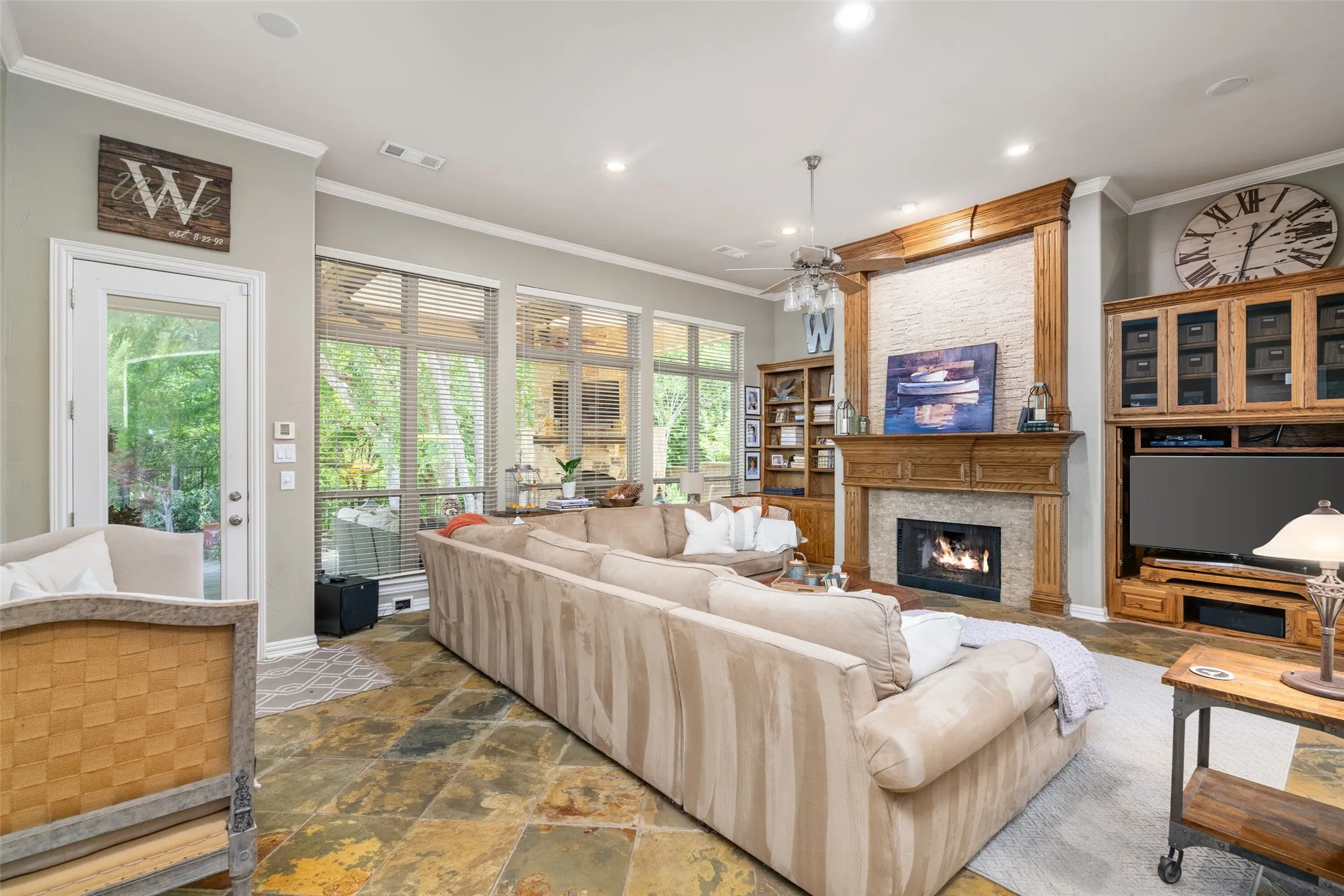 Single Family Residence For Sale in Collin County , 1097 Limestone Court, Allen, Texas 75013, 5 Bedroom, 5 Bathroom, 3 Garage spaces, 3,894 Sqft, built in 2001, mls#21263299, Real Estate Agent in Allen, Homes For Sale in Collin county, Homes For Sale in Allen, Realtor in Allen Texas, Real Estate Brokerage Independent Realty Texas, Luminita Cordes Realtor