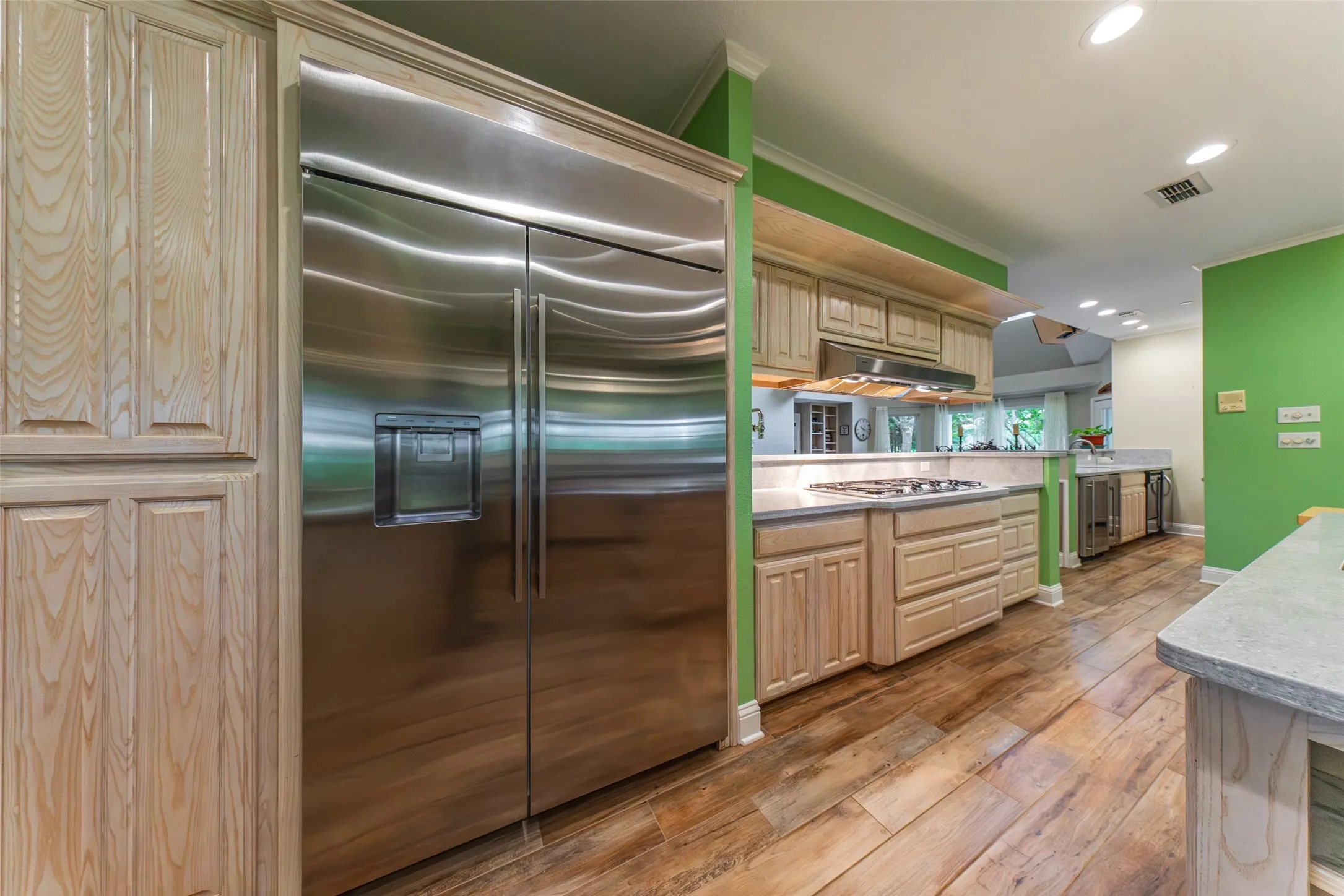 Single Family Residence For Sale in Van Zandt County , 1050 Vz County Road 3704, Wills Point, Texas 75169, 4 Bedrooms, 5 Bathrooms, 4 Garage spaces, 4,023 Sqft, built in 2002, Price $3,750,000, mls#21263624, Real Estate Agent in Wills Point, Homes For Sale in Van Zandt county, Homes For Sale in Wills Point, Realtor in Wills Point Texas, Real Estate Brokerage Independent Realty Texas, Luminita Cordes Realtor