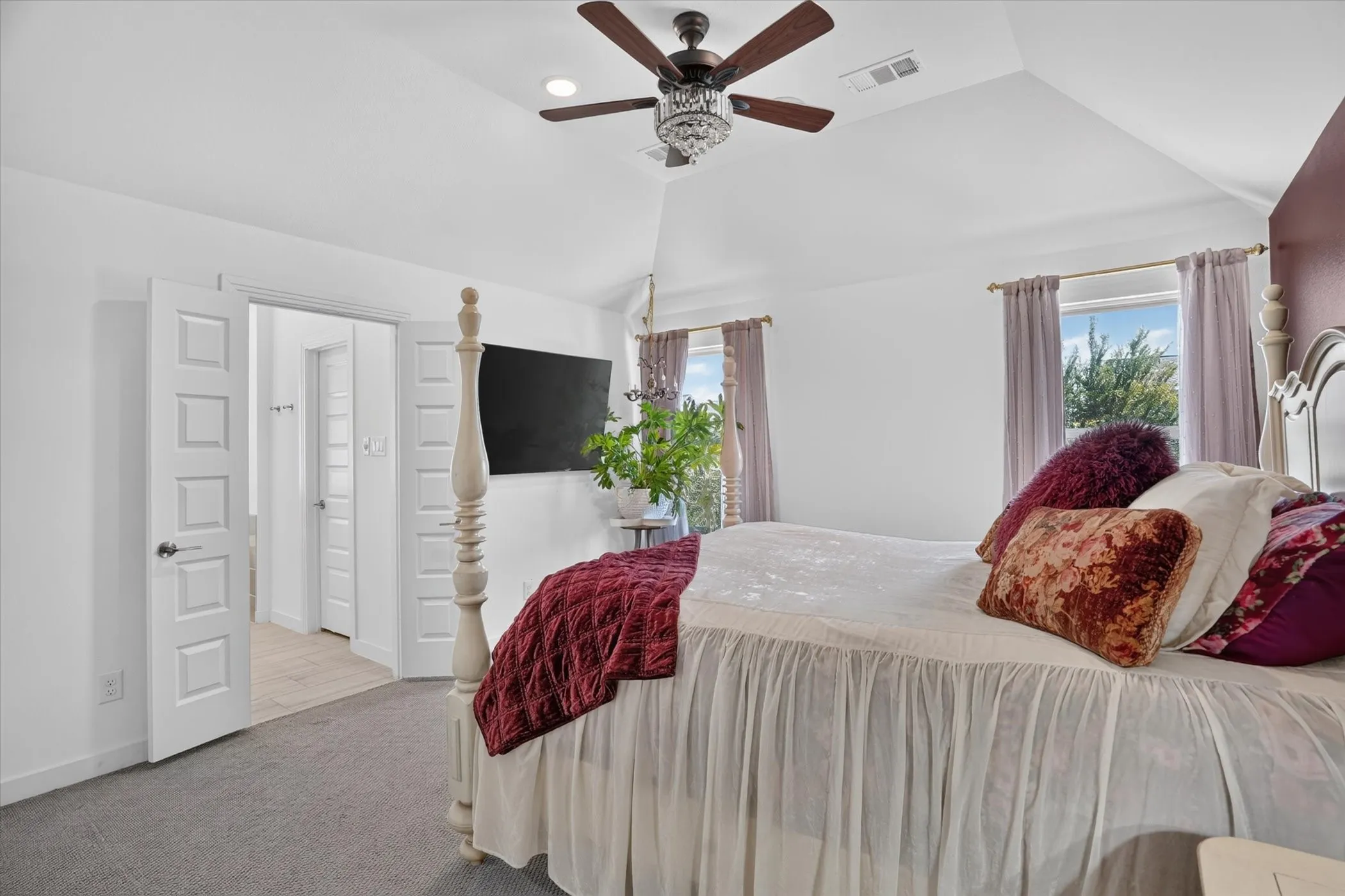 Townhouse For Sale in Parker County , 2341 Longspur Drive, Fort Worth, Texas 76008, 4 Bedroom, 3 Bathroom, 2 Garage spaces, 2,301 Sqft, built in 2022, mls#21263511, Real Estate Agent in Fort Worth, Homes For Sale in Parker county, Homes For Sale in Fort Worth, Realtor in Fort Worth Texas, Real Estate Brokerage Independent Realty Texas, Luminita Cordes Realtor