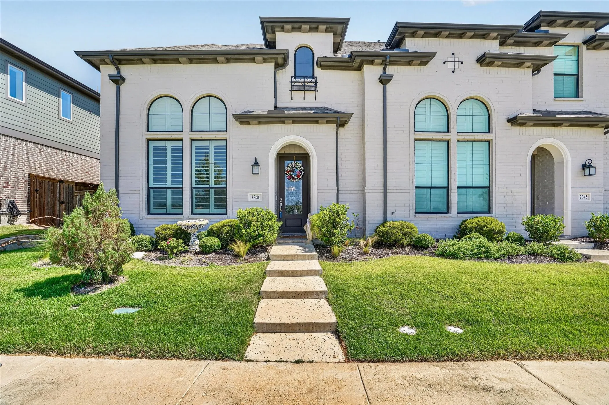 Townhouse For Sale in Parker County , 2341 Longspur Drive, Fort Worth, Texas 76008, 4 Bedroom, 3 Bathroom, 2 Garage spaces, 2,301 Sqft, built in 2022, mls#21263511, Real Estate Agent in Fort Worth, Homes For Sale in Parker county, Homes For Sale in Fort Worth, Realtor in Fort Worth Texas, Real Estate Brokerage Independent Realty Texas, Luminita Cordes Realtor