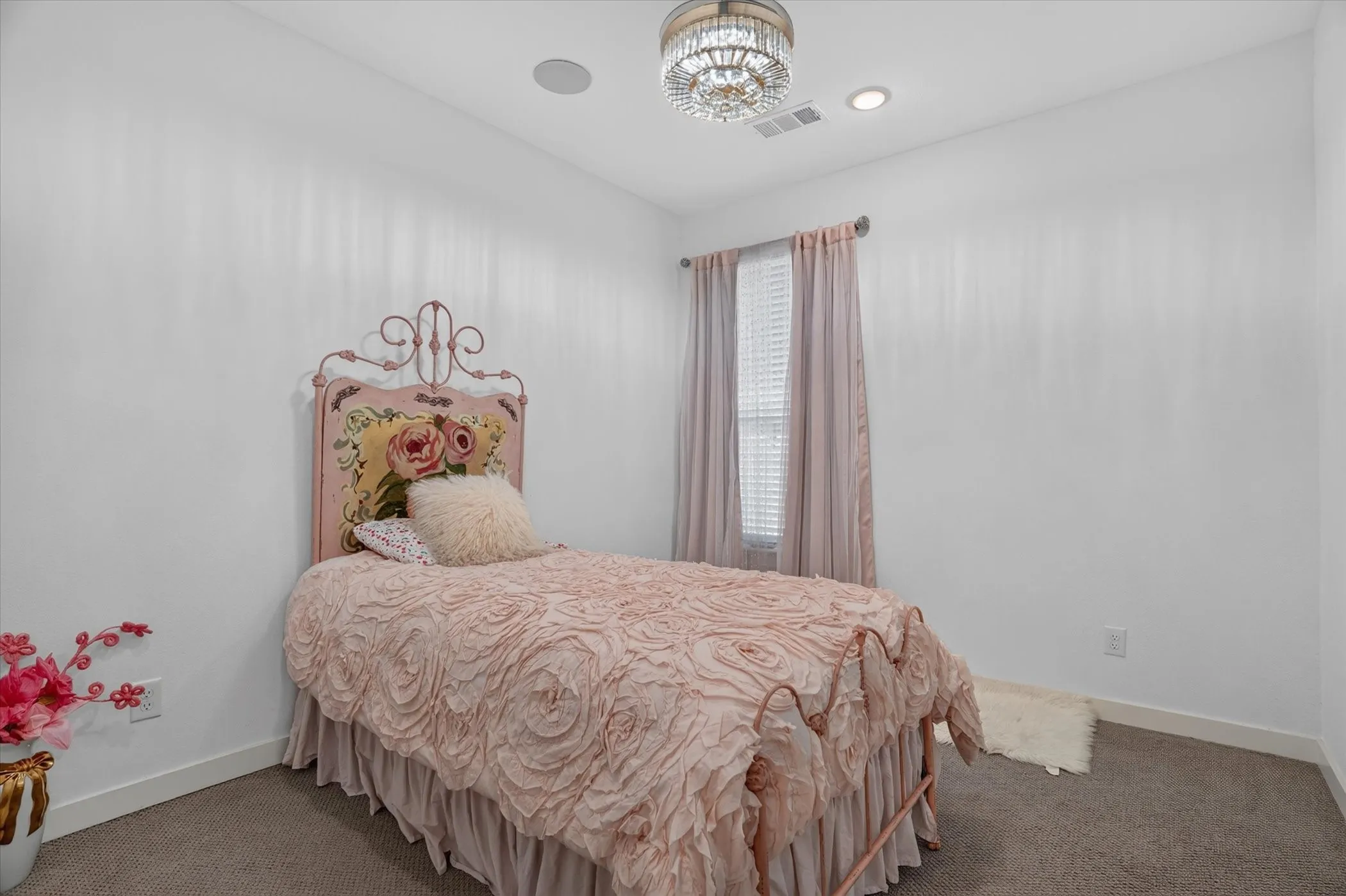 Townhouse For Sale in Parker County , 2341 Longspur Drive, Fort Worth, Texas 76008, 4 Bedroom, 3 Bathroom, 2 Garage spaces, 2,301 Sqft, built in 2022, mls#21263511, Real Estate Agent in Fort Worth, Homes For Sale in Parker county, Homes For Sale in Fort Worth, Realtor in Fort Worth Texas, Real Estate Brokerage Independent Realty Texas, Luminita Cordes Realtor