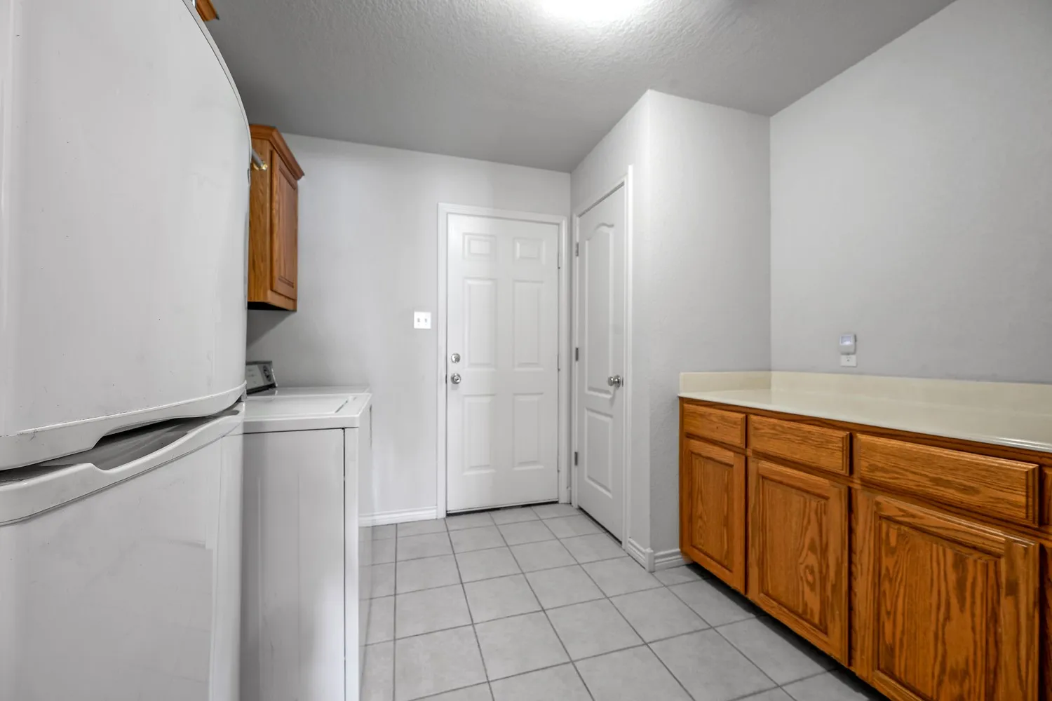 Single Family Residence For Sale in Grayson County , 167 Chrissa Drive, Pottsboro, Texas 75076, 4 Bedroom, 2 Bathroom, 2 Garage spaces, 2,119 Sqft, built in 2005, Price $349,000, mls#21263604, Real Estate Agent in Pottsboro, Homes For Sale in Grayson county, Homes For Sale in Pottsboro, Realtor in Pottsboro Texas, Real Estate Brokerage Independent Realty Texas, Luminita Cordes Realtor