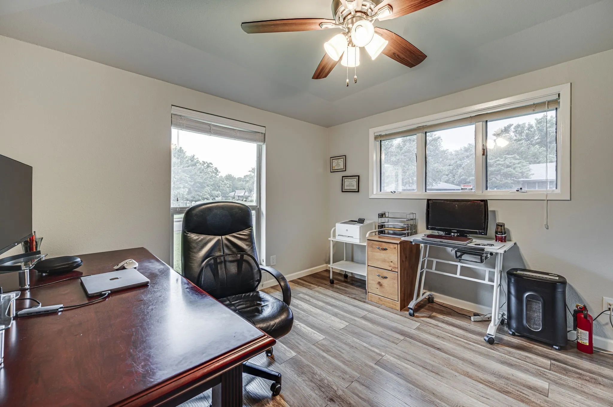 Single Family Residence For Sale in Dallas County , 947 Rock Canyon Drive, Duncanville, Texas 75137, 4 Bedroom, 3 Bathroom, 2 Garage spaces, 2,857 Sqft, built in 1972, mls#21263659, Real Estate Agent in Duncanville, Homes For Sale in Dallas county, Homes For Sale in Duncanville, Realtor in Duncanville Texas, Real Estate Brokerage Independent Realty Texas, Luminita Cordes Realtor