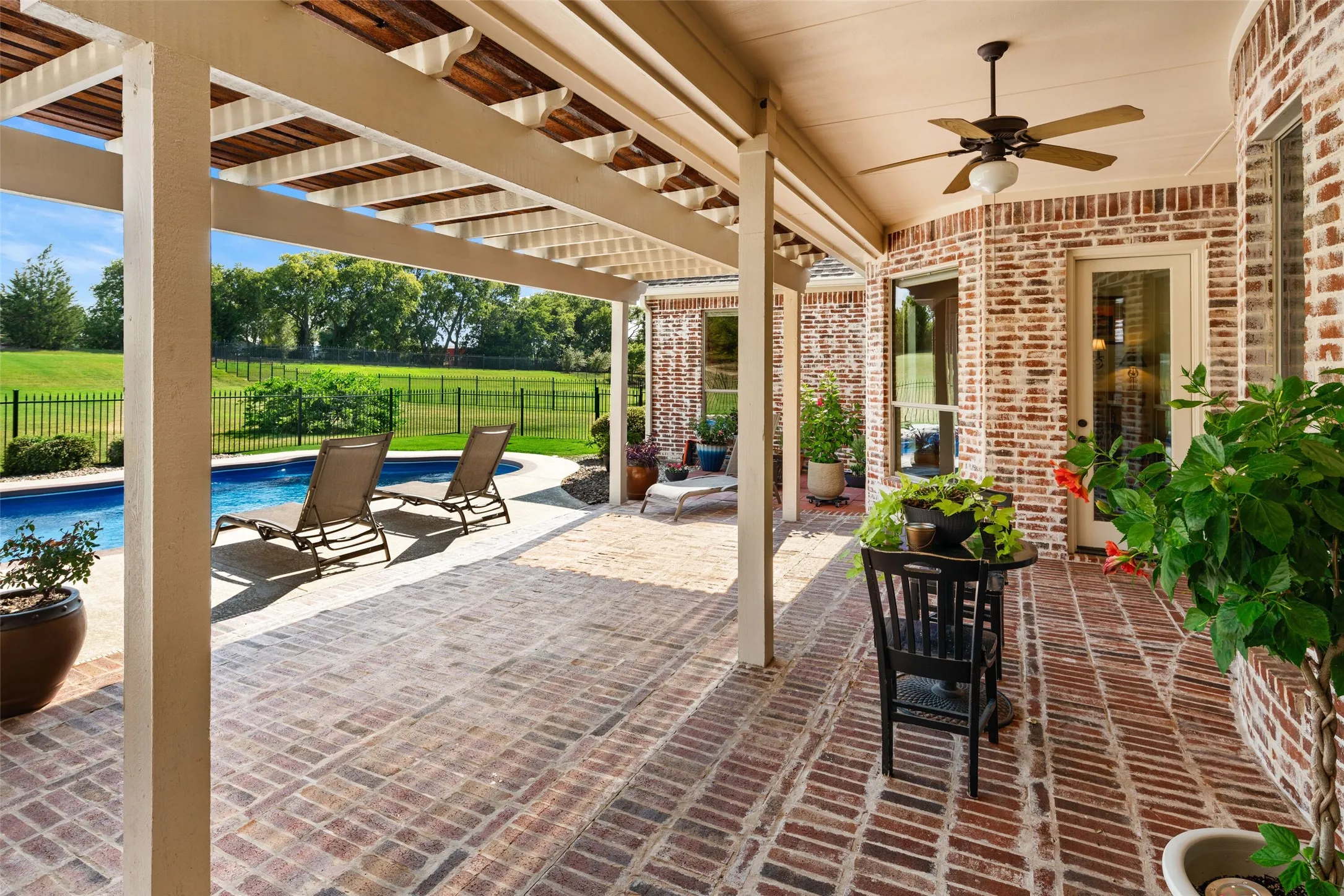 Single Family Residence For Sale in Collin County , 2000 Fair Oaks Lane, Prosper, Texas 75078, 5 Bedroom, 4 Bathroom, 3 Garage spaces, 3,718 Sqft, built in 2005, mls#21255635, Real Estate Agent in Prosper, Homes For Sale in Collin county, Homes For Sale in Prosper, Realtor in Prosper Texas, Real Estate Brokerage Independent Realty Texas, Luminita Cordes Realtor
