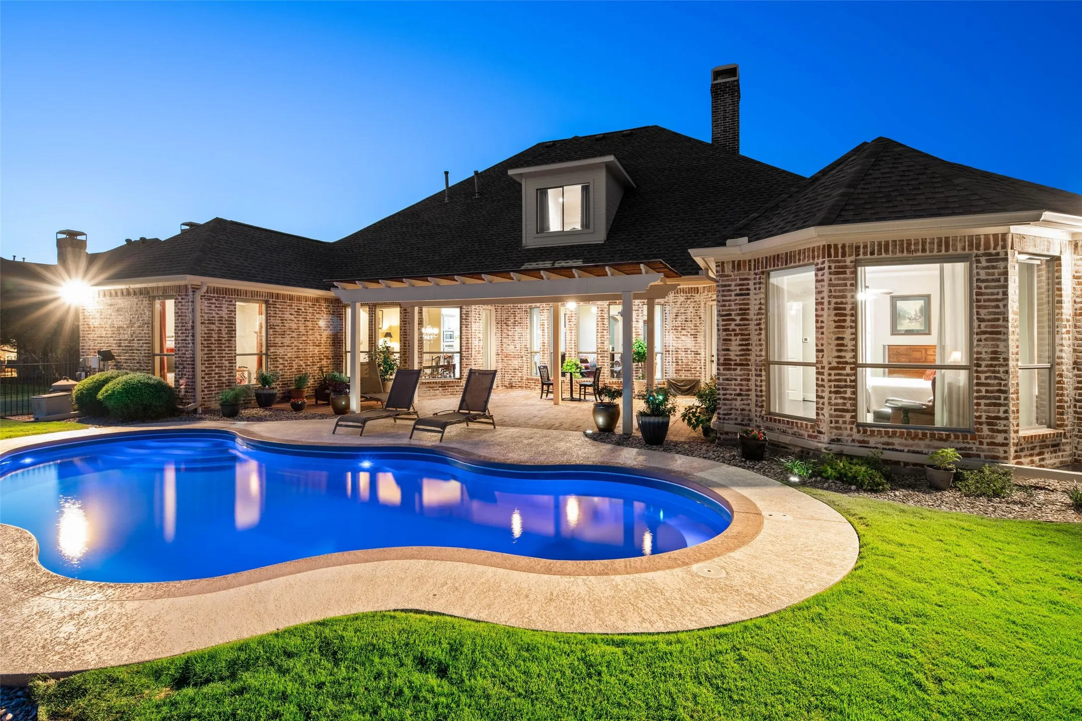 Single Family Residence For Sale in Collin County , 2000 Fair Oaks Lane, Prosper, Texas 75078, 5 Bedroom, 4 Bathroom, 3 Garage spaces, 3,718 Sqft, built in 2005, mls#21255635, Real Estate Agent in Prosper, Homes For Sale in Collin county, Homes For Sale in Prosper, Realtor in Prosper Texas, Real Estate Brokerage Independent Realty Texas, Luminita Cordes Realtor