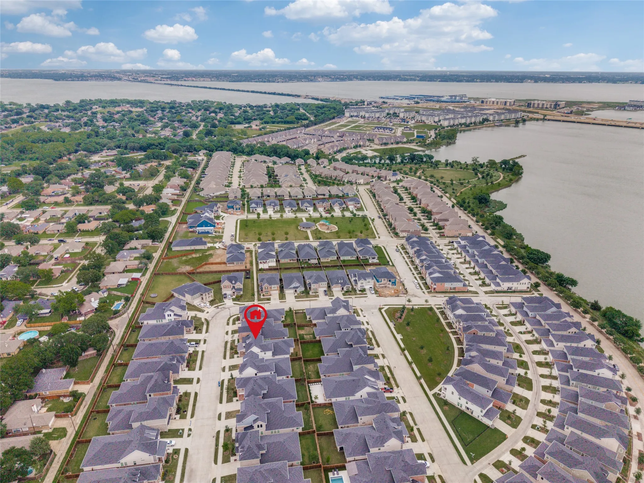 Single Family Residence For Sale in Dallas County , 7208 Manhattan Drive, Rowlett, Texas 75088, 5 Bedroom, 4 Bathroom, 2 Garage spaces, 3,442 Sqft, built in 2023, mls#21253818, Real Estate Agent in Rowlett, Homes For Sale in Dallas county, Homes For Sale in Rowlett, Realtor in Rowlett Texas, Real Estate Brokerage Independent Realty Texas, Luminita Cordes Realtor