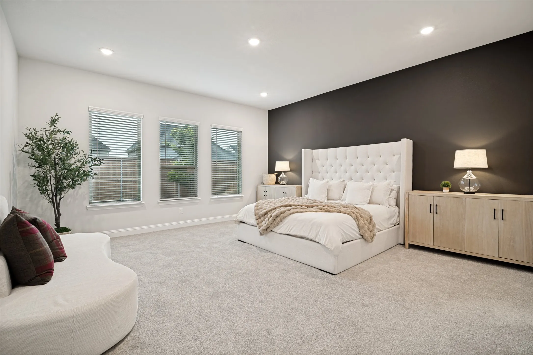 Single Family Residence For Sale in Dallas County , 7208 Manhattan Drive, Rowlett, Texas 75088, 5 Bedroom, 4 Bathroom, 2 Garage spaces, 3,442 Sqft, built in 2023, mls#21253818, Real Estate Agent in Rowlett, Homes For Sale in Dallas county, Homes For Sale in Rowlett, Realtor in Rowlett Texas, Real Estate Brokerage Independent Realty Texas, Luminita Cordes Realtor
