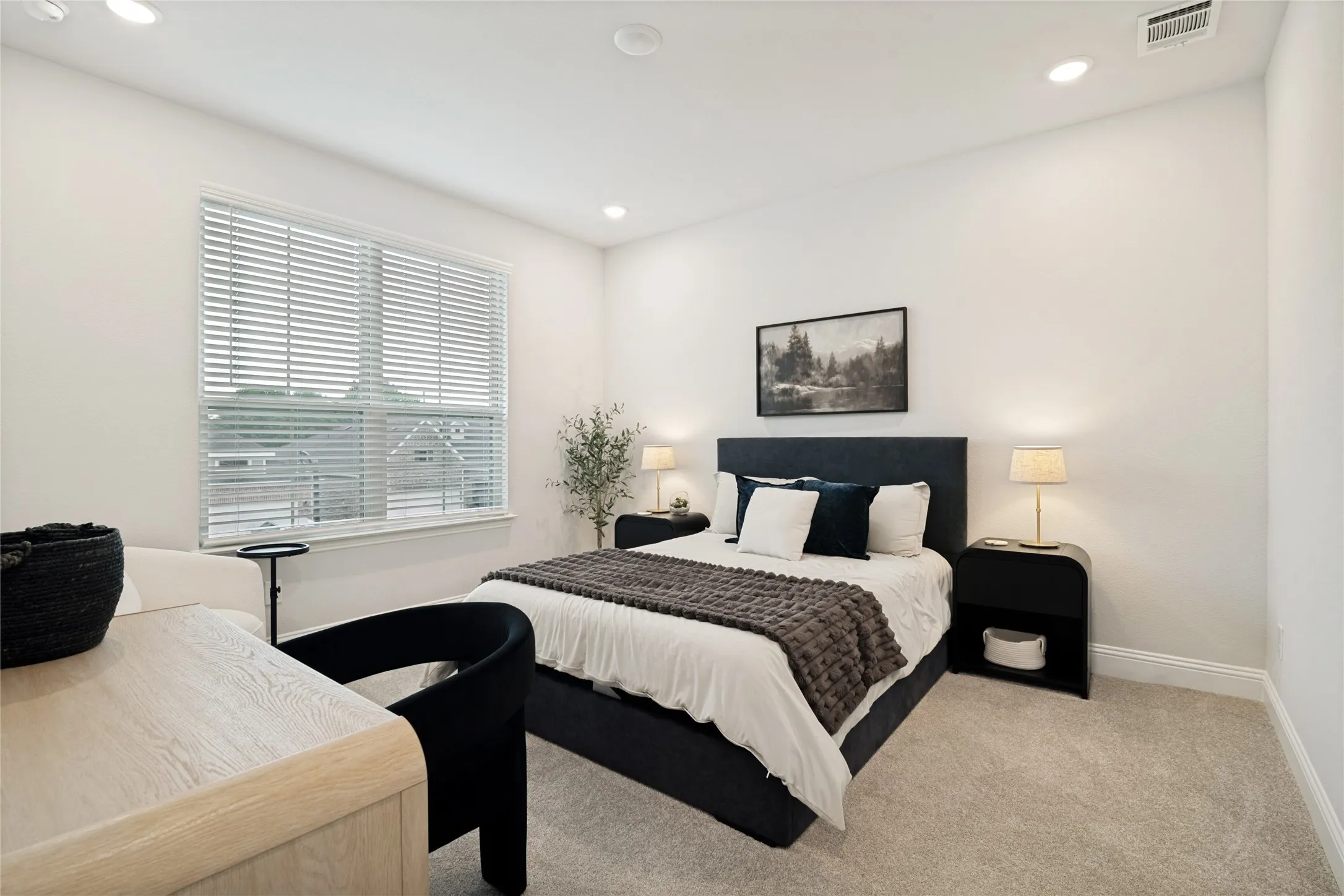 Single Family Residence For Sale in Dallas County , 7208 Manhattan Drive, Rowlett, Texas 75088, 5 Bedroom, 4 Bathroom, 2 Garage spaces, 3,442 Sqft, built in 2023, mls#21253818, Real Estate Agent in Rowlett, Homes For Sale in Dallas county, Homes For Sale in Rowlett, Realtor in Rowlett Texas, Real Estate Brokerage Independent Realty Texas, Luminita Cordes Realtor
