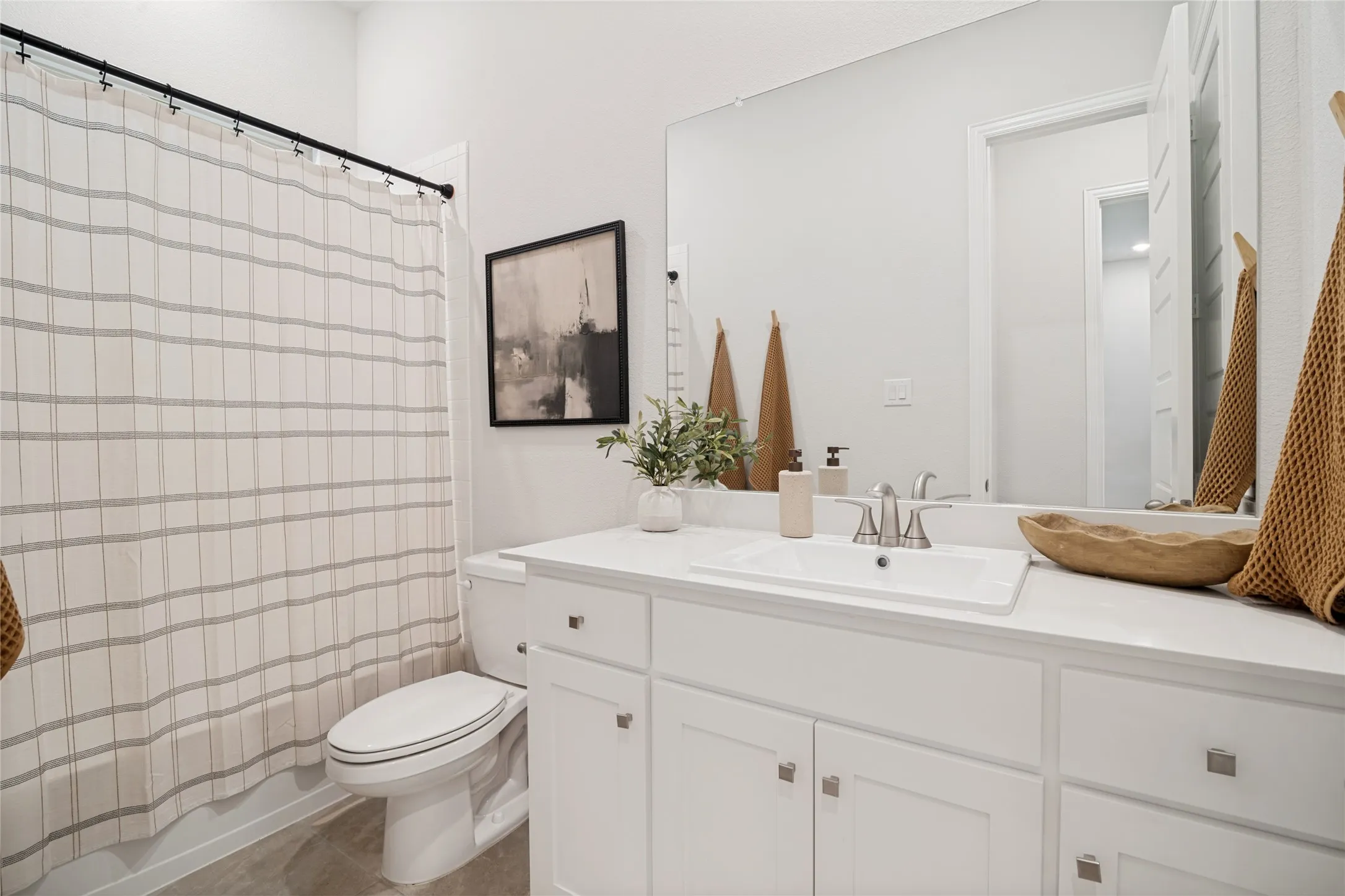 Single Family Residence For Sale in Dallas County , 7208 Manhattan Drive, Rowlett, Texas 75088, 5 Bedroom, 4 Bathroom, 2 Garage spaces, 3,442 Sqft, built in 2023, mls#21253818, Real Estate Agent in Rowlett, Homes For Sale in Dallas county, Homes For Sale in Rowlett, Realtor in Rowlett Texas, Real Estate Brokerage Independent Realty Texas, Luminita Cordes Realtor