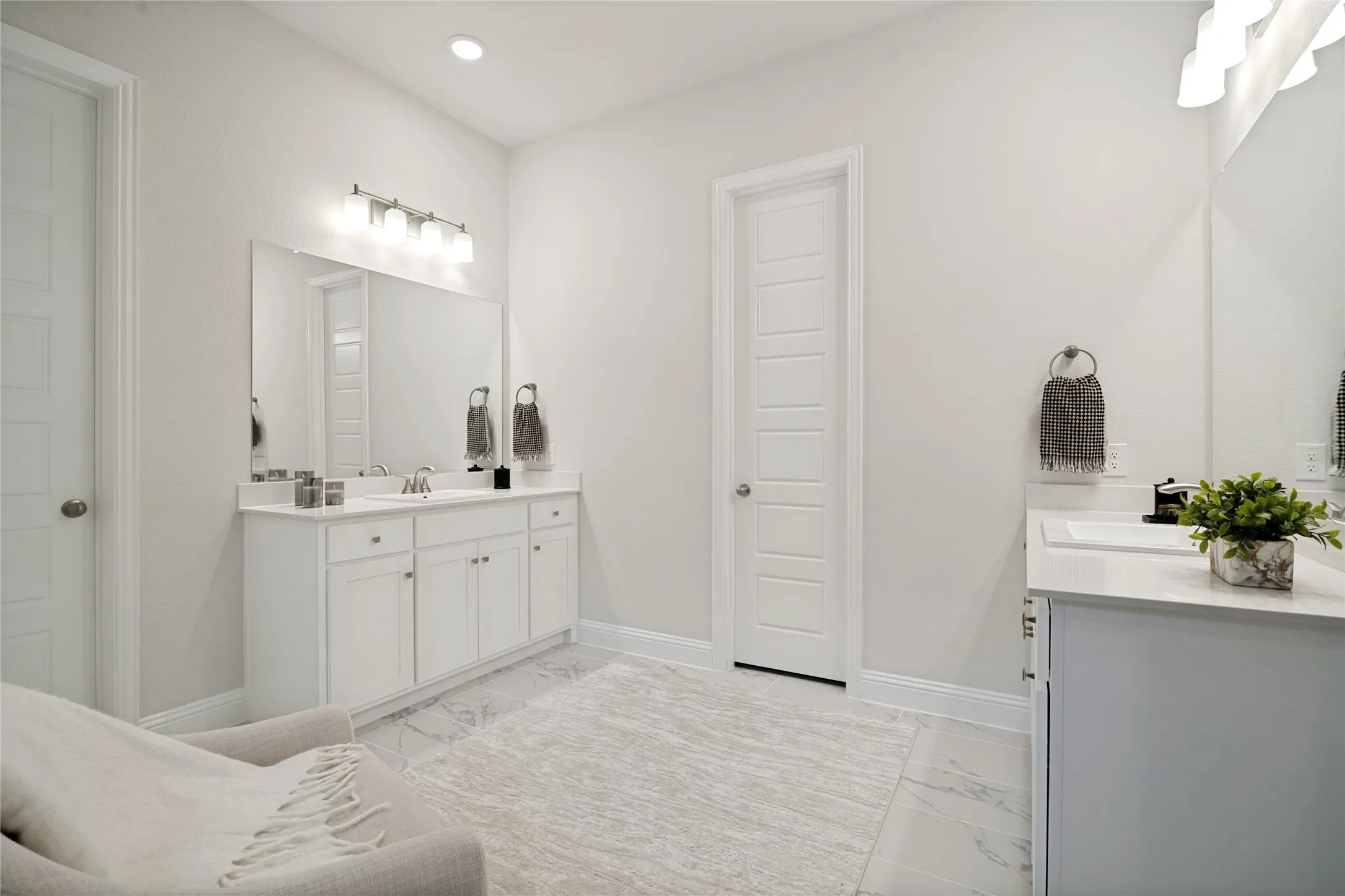 Single Family Residence For Sale in Dallas County , 7208 Manhattan Drive, Rowlett, Texas 75088, 5 Bedroom, 4 Bathroom, 2 Garage spaces, 3,442 Sqft, built in 2023, mls#21253818, Real Estate Agent in Rowlett, Homes For Sale in Dallas county, Homes For Sale in Rowlett, Realtor in Rowlett Texas, Real Estate Brokerage Independent Realty Texas, Luminita Cordes Realtor