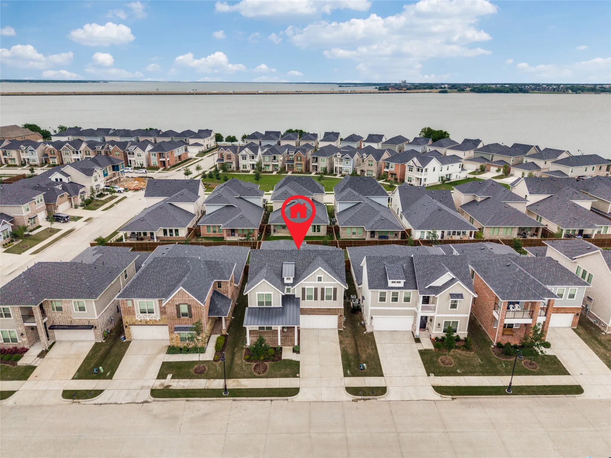 Single Family Residence For Sale in Dallas County , 7208 Manhattan Drive, Rowlett, Texas 75088, 5 Bedroom, 4 Bathroom, 2 Garage spaces, 3,442 Sqft, built in 2023, mls#21253818, Real Estate Agent in Rowlett, Homes For Sale in Dallas county, Homes For Sale in Rowlett, Realtor in Rowlett Texas, Real Estate Brokerage Independent Realty Texas, Luminita Cordes Realtor
