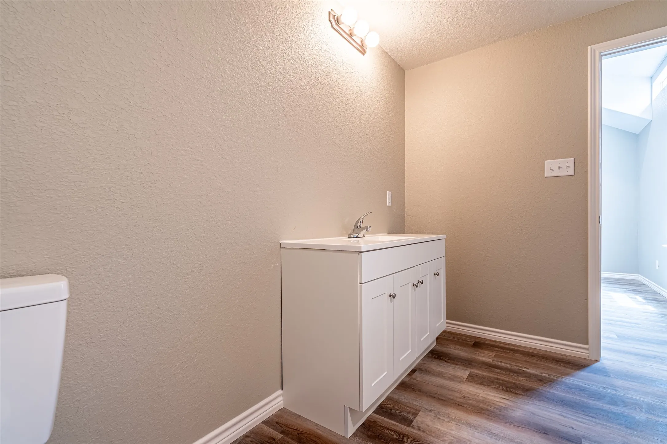 Manufactured Home For Sale in Erath County , 329 Vine Street, Dublin, Texas 76446, 2 Bedroom, 2 Bathroom, Garage spaces, 1,080 Sqft, built in 2025, mls#21263636, Real Estate Agent in Dublin, Homes For Sale in Erath county, Homes For Sale in Dublin, Realtor in Dublin Texas, Real Estate Brokerage Independent Realty Texas, Luminita Cordes Realtor