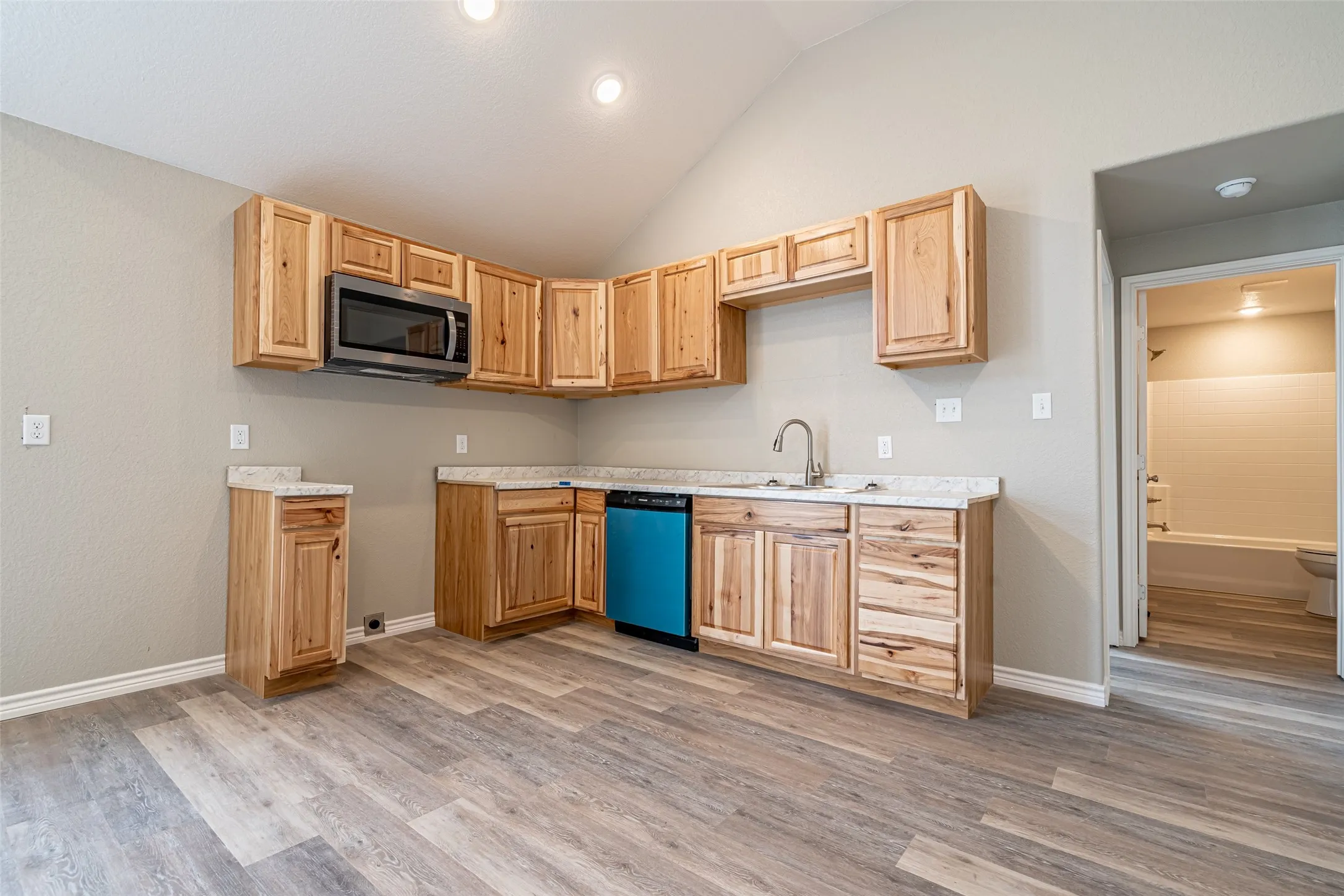 Manufactured Home For Sale in Erath County , 329 Vine Street, Dublin, Texas 76446, 2 Bedroom, 2 Bathroom, Garage spaces, 1,080 Sqft, built in 2025, mls#21263636, Real Estate Agent in Dublin, Homes For Sale in Erath county, Homes For Sale in Dublin, Realtor in Dublin Texas, Real Estate Brokerage Independent Realty Texas, Luminita Cordes Realtor