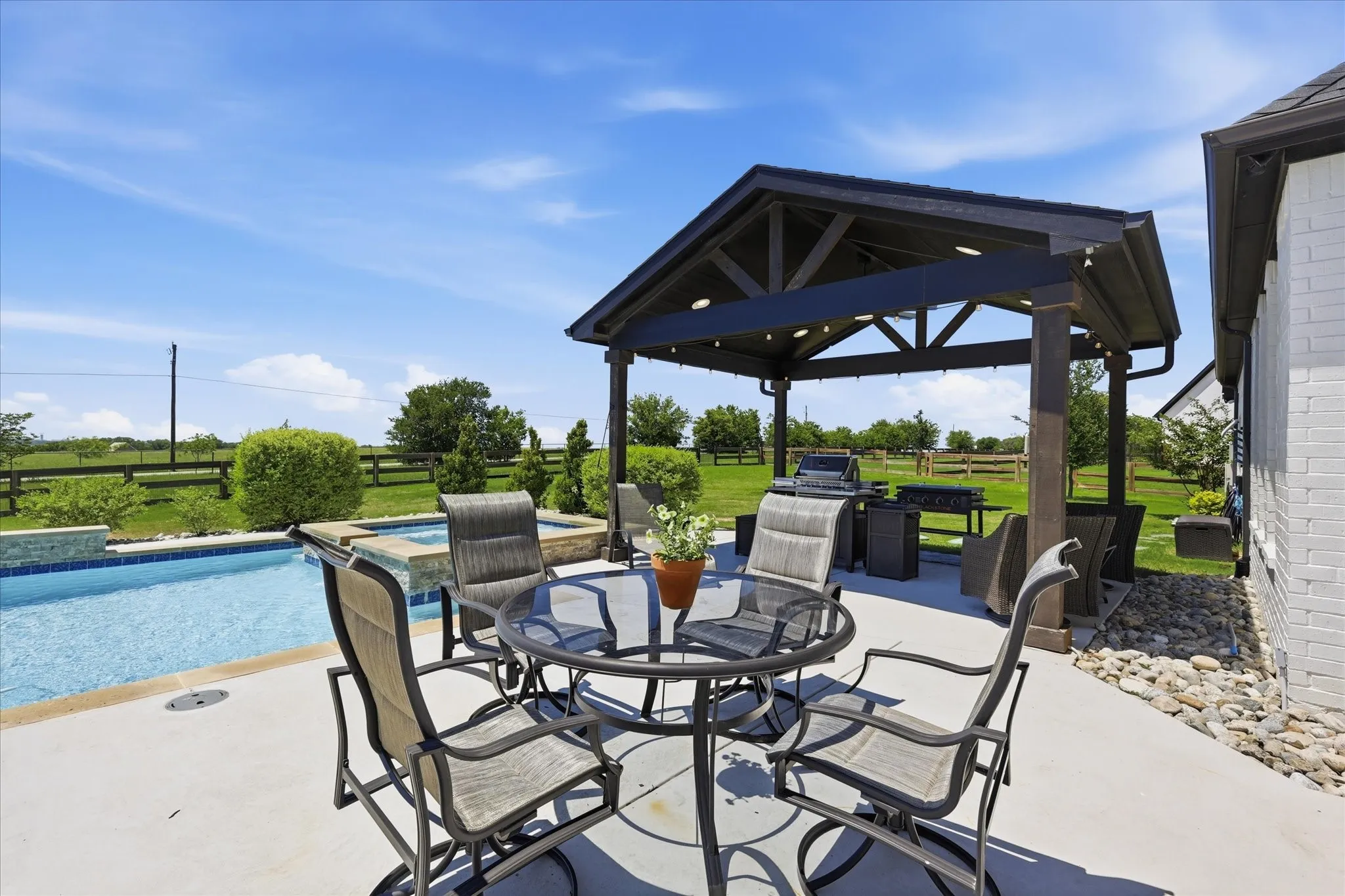 Single Family Residence For Sale in Denton County , 3401 Crosshill Court, Northlake, Texas 76247, 4 Bedroom, 4 Bathroom, 4 Garage spaces, 3,752 Sqft, built in 2021, mls#21263530, Real Estate Agent in Northlake, Homes For Sale in Denton county, Homes For Sale in Northlake, Realtor in Northlake Texas, Real Estate Brokerage Independent Realty Texas, Luminita Cordes Realtor