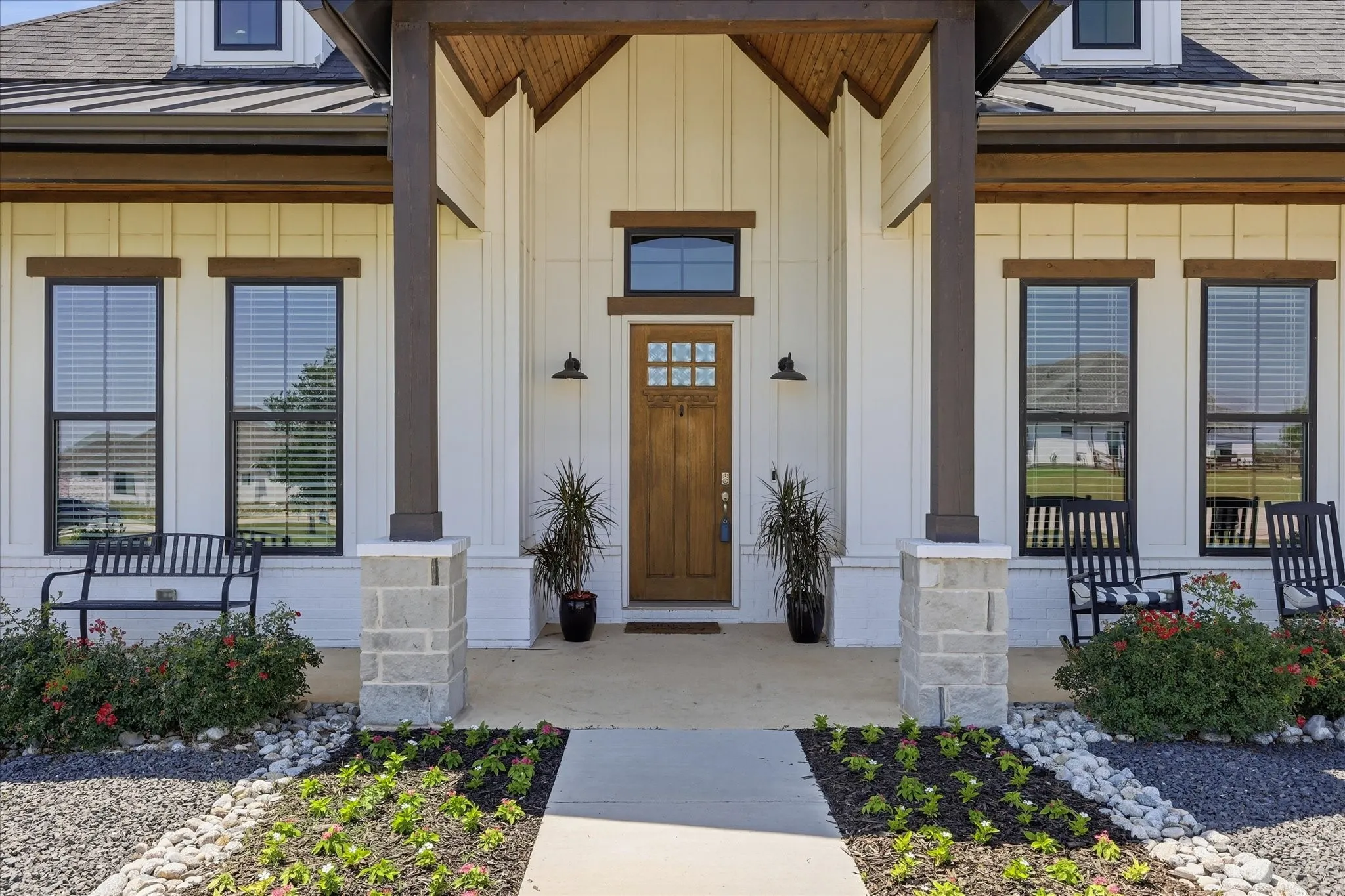 Single Family Residence For Sale in Denton County , 3401 Crosshill Court, Northlake, Texas 76247, 4 Bedroom, 4 Bathroom, 4 Garage spaces, 3,752 Sqft, built in 2021, mls#21263530, Real Estate Agent in Northlake, Homes For Sale in Denton county, Homes For Sale in Northlake, Realtor in Northlake Texas, Real Estate Brokerage Independent Realty Texas, Luminita Cordes Realtor