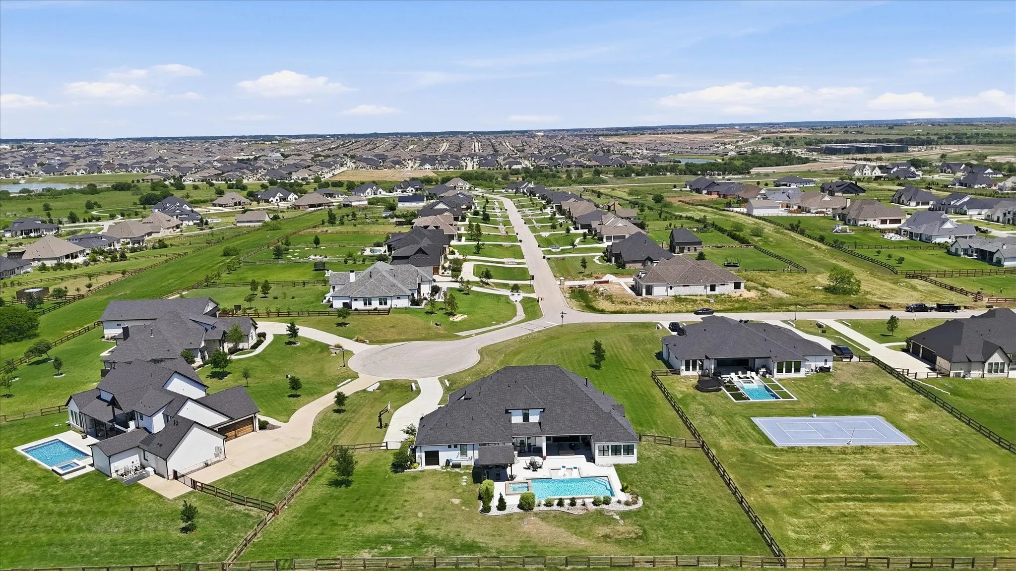 Single Family Residence For Sale in Denton County , 3401 Crosshill Court, Northlake, Texas 76247, 4 Bedroom, 4 Bathroom, 4 Garage spaces, 3,752 Sqft, built in 2021, mls#21263530, Real Estate Agent in Northlake, Homes For Sale in Denton county, Homes For Sale in Northlake, Realtor in Northlake Texas, Real Estate Brokerage Independent Realty Texas, Luminita Cordes Realtor
