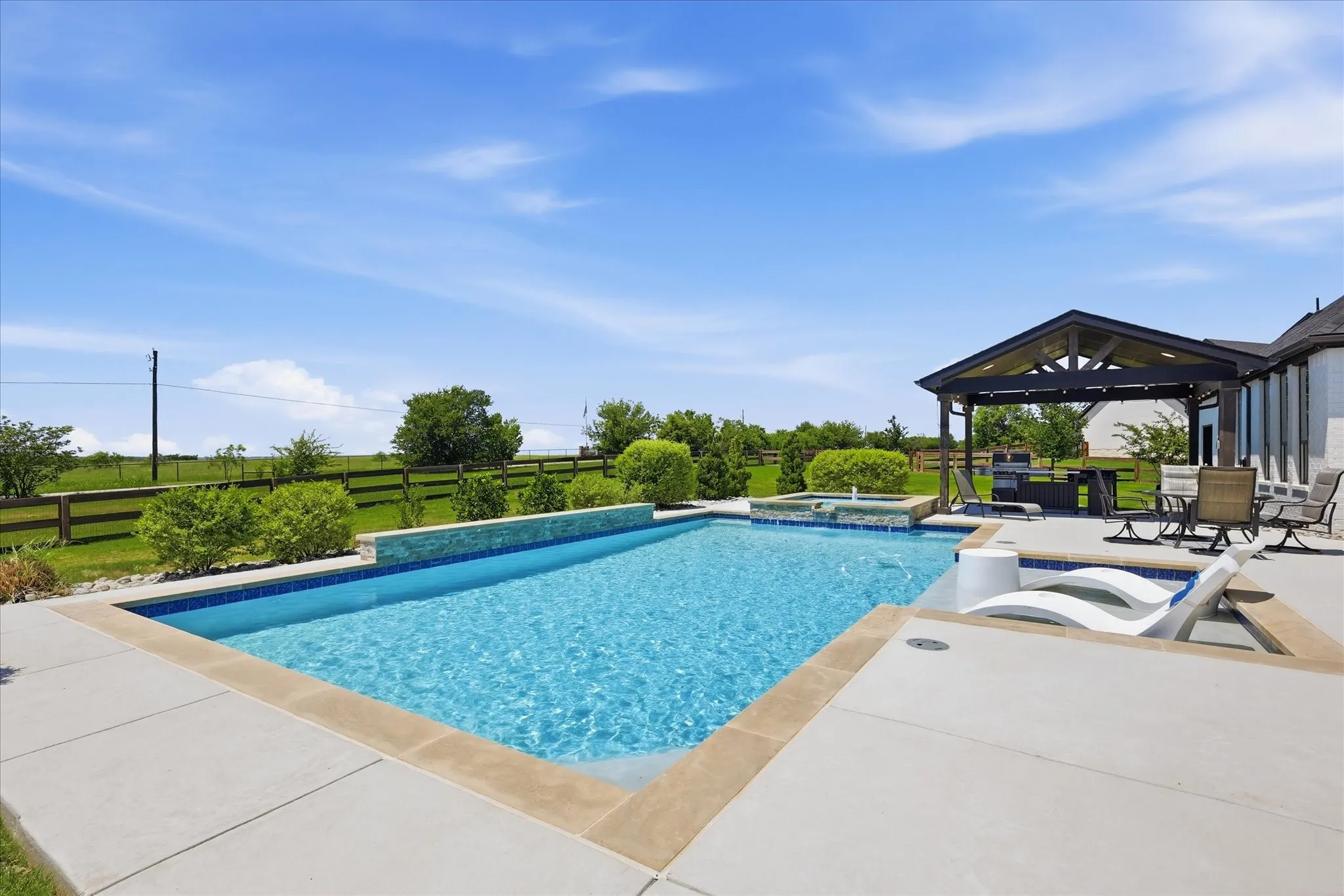 Single Family Residence For Sale in Denton County , 3401 Crosshill Court, Northlake, Texas 76247, 4 Bedroom, 4 Bathroom, 4 Garage spaces, 3,752 Sqft, built in 2021, mls#21263530, Real Estate Agent in Northlake, Homes For Sale in Denton county, Homes For Sale in Northlake, Realtor in Northlake Texas, Real Estate Brokerage Independent Realty Texas, Luminita Cordes Realtor
