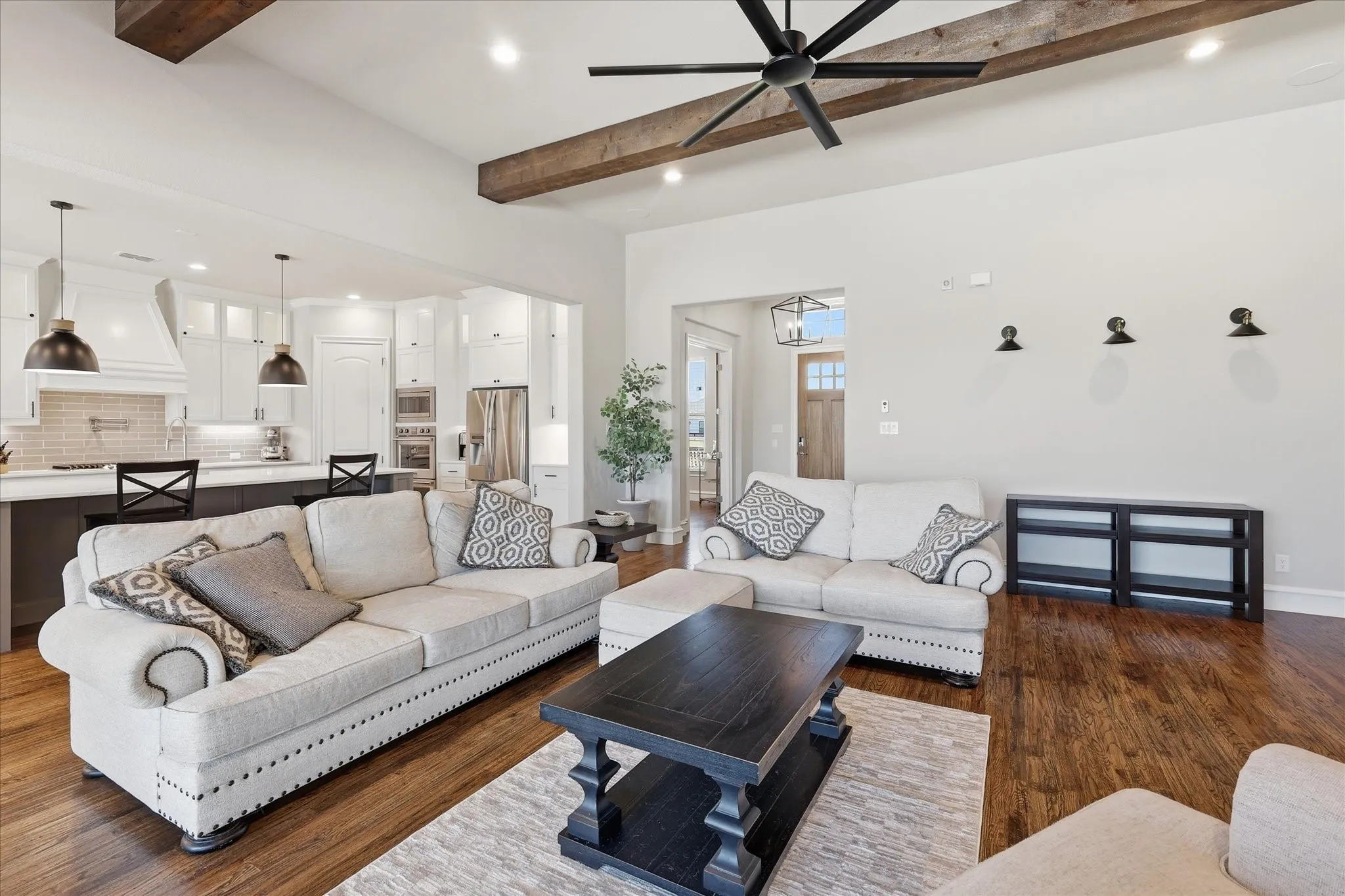 Single Family Residence For Sale in Denton County , 3401 Crosshill Court, Northlake, Texas 76247, 4 Bedroom, 4 Bathroom, 4 Garage spaces, 3,752 Sqft, built in 2021, mls#21263530, Real Estate Agent in Northlake, Homes For Sale in Denton county, Homes For Sale in Northlake, Realtor in Northlake Texas, Real Estate Brokerage Independent Realty Texas, Luminita Cordes Realtor