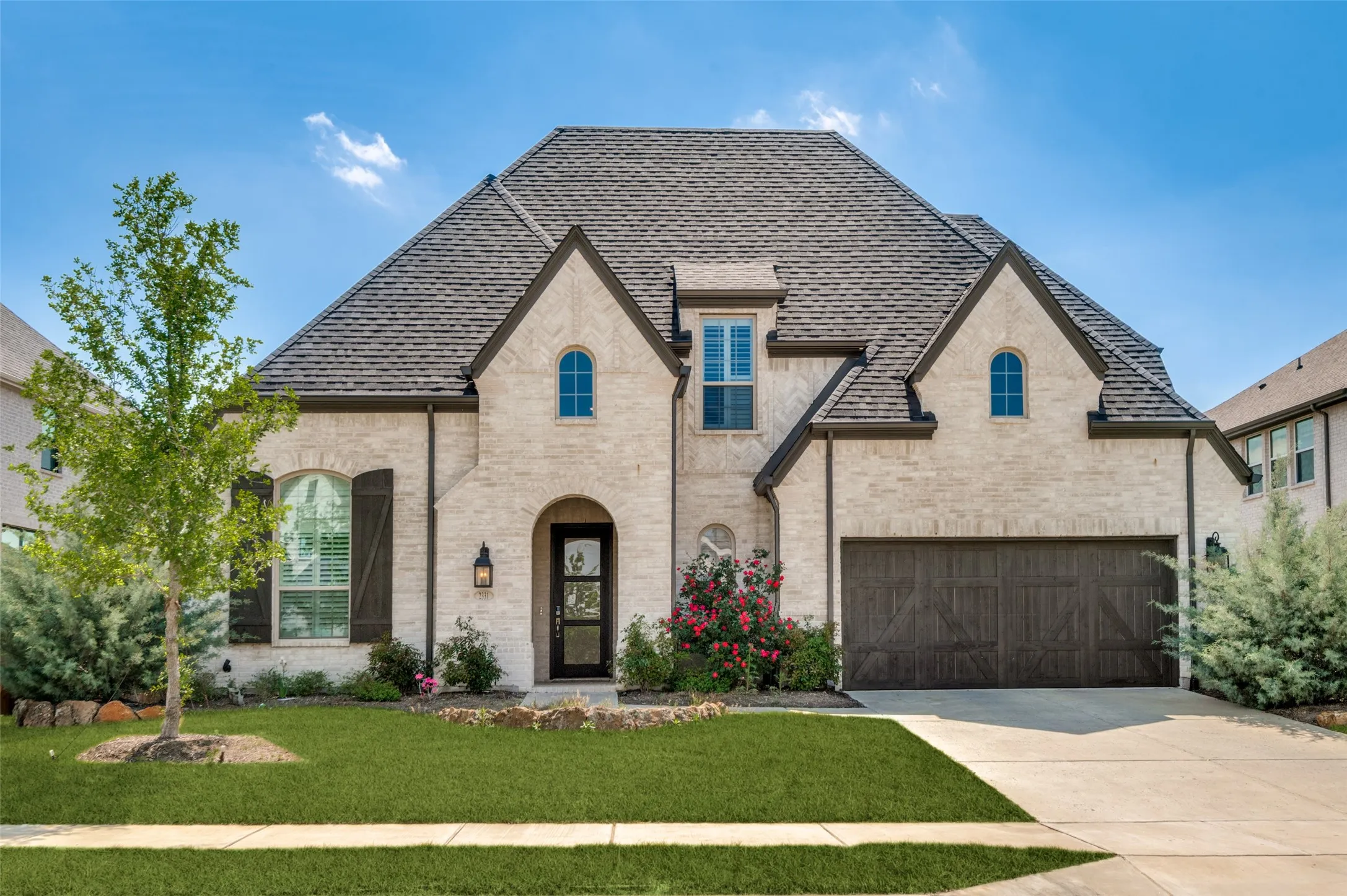 Single Family Residence For Sale in Collin County , 2331 Rolling Vista Lane, Prosper, Texas 75078, 5 Bedroom, 6 Bathroom, 3 Garage spaces, 3,989 Sqft, built in 2022, mls#21231539, Real Estate Agent in Prosper, Homes For Sale in Collin county, Homes For Sale in Prosper, Realtor in Prosper Texas, Real Estate Brokerage Independent Realty Texas, Luminita Cordes Realtor