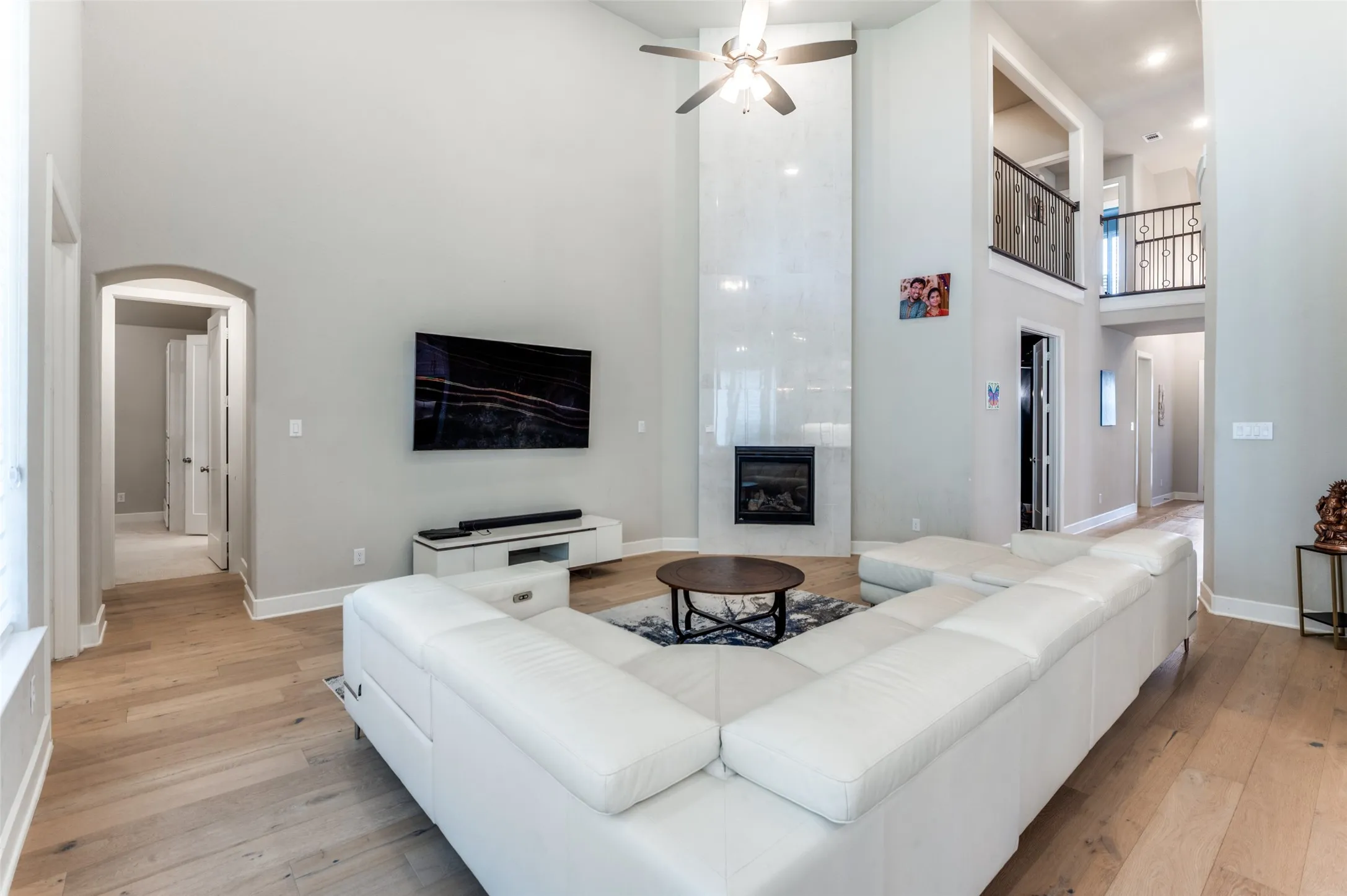 Single Family Residence For Sale in Collin County , 2331 Rolling Vista Lane, Prosper, Texas 75078, 5 Bedroom, 6 Bathroom, 3 Garage spaces, 3,989 Sqft, built in 2022, mls#21231539, Real Estate Agent in Prosper, Homes For Sale in Collin county, Homes For Sale in Prosper, Realtor in Prosper Texas, Real Estate Brokerage Independent Realty Texas, Luminita Cordes Realtor