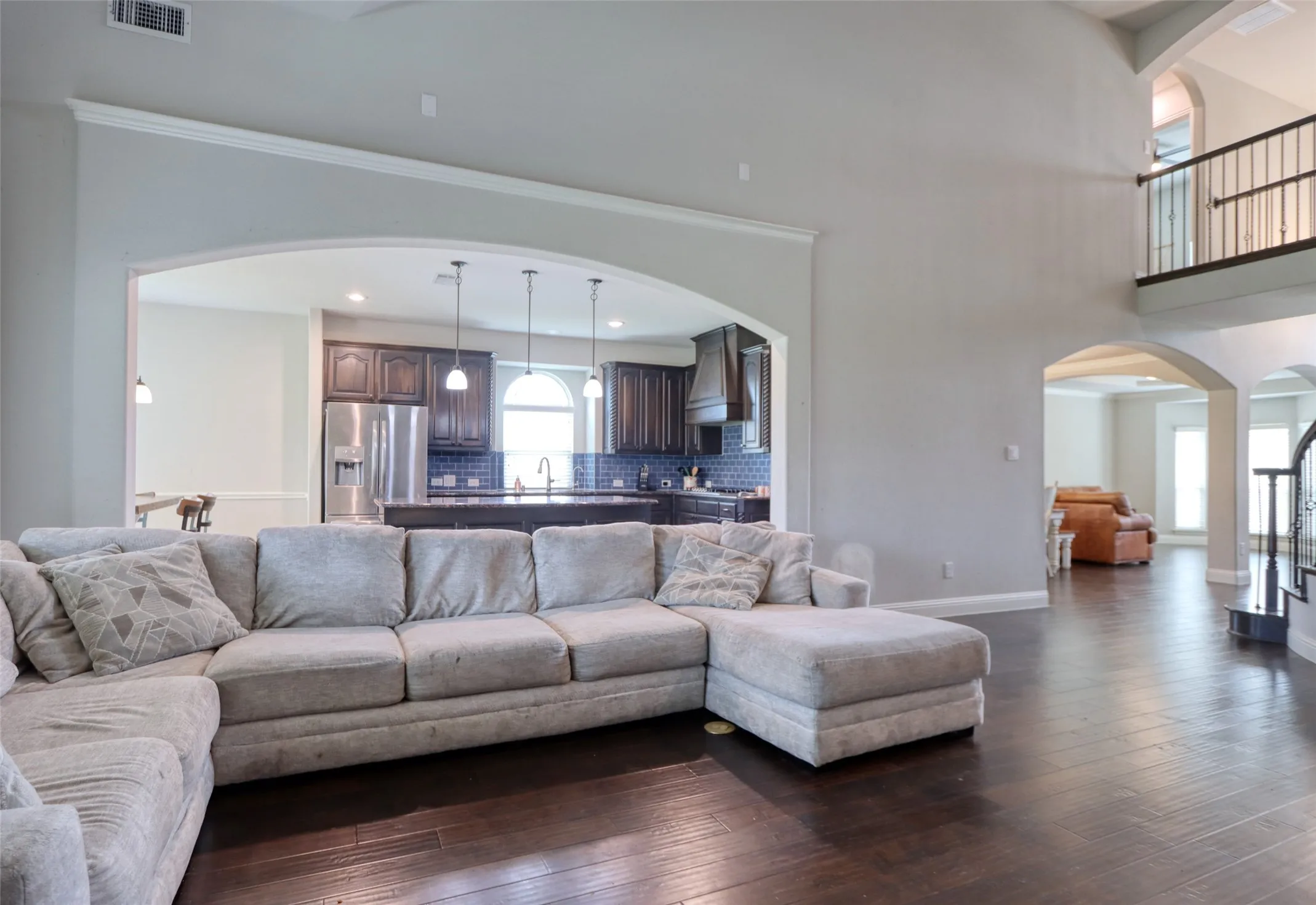 Single Family Residence For Sale in Ellis County , 2601 Grouse Hollow Way, Midlothian, Texas 76065, 6 Bedrooms, 4 Bathrooms, 3 Garage spaces, 4,266 Sqft, built in 2019, Price $620,000, mls#21263384, Real Estate Agent in Midlothian, Homes For Sale in Ellis county, Homes For Sale in Midlothian, Realtor in Midlothian Texas, Real Estate Brokerage Independent Realty Texas, Luminita Cordes Realtor
