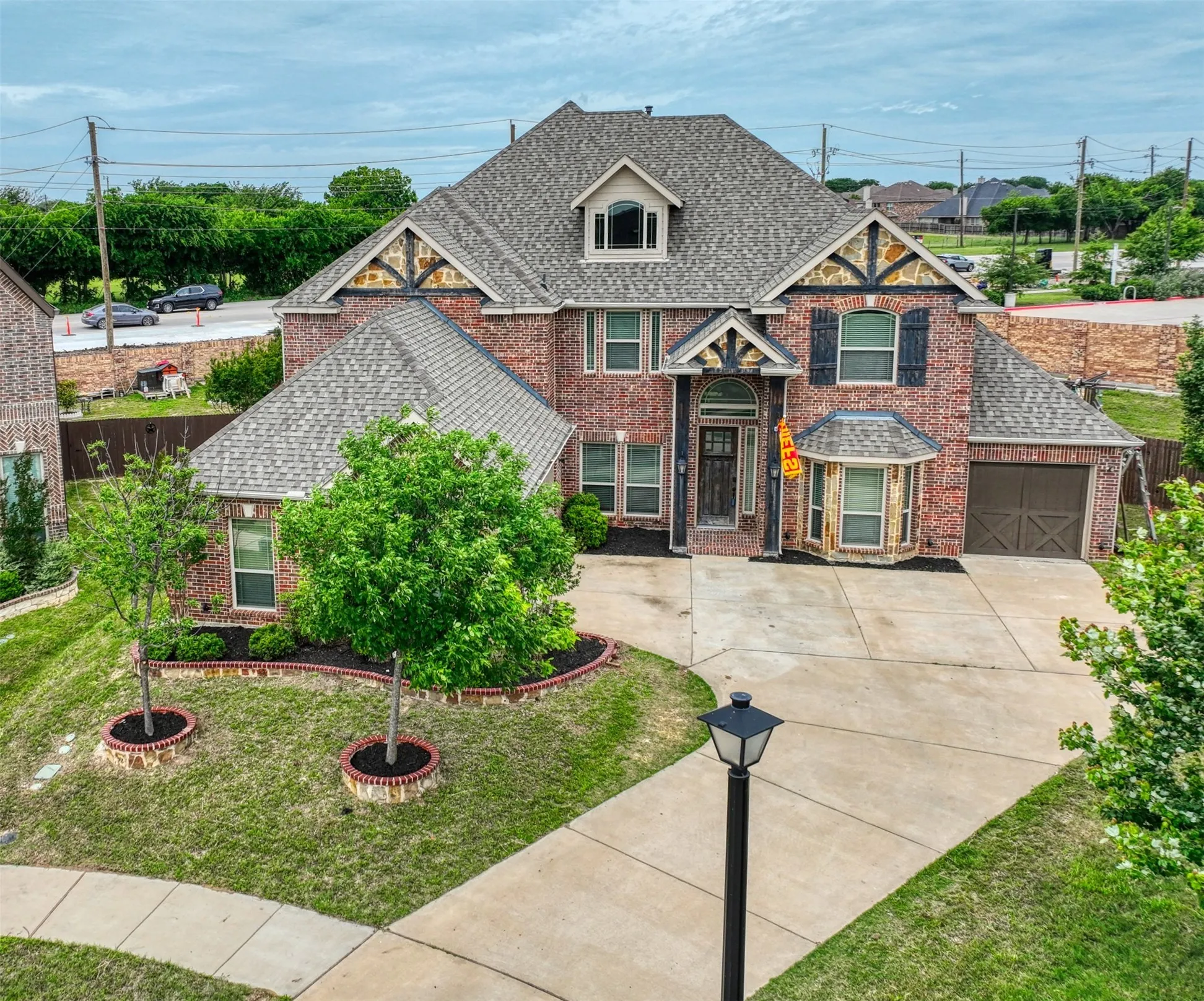 Single Family Residence For Sale in Ellis County , 2601 Grouse Hollow Way, Midlothian, Texas 76065, 6 Bedrooms, 4 Bathrooms, 3 Garage spaces, 4,266 Sqft, built in 2019, Price $620,000, mls#21263384, Real Estate Agent in Midlothian, Homes For Sale in Ellis county, Homes For Sale in Midlothian, Realtor in Midlothian Texas, Real Estate Brokerage Independent Realty Texas, Luminita Cordes Realtor