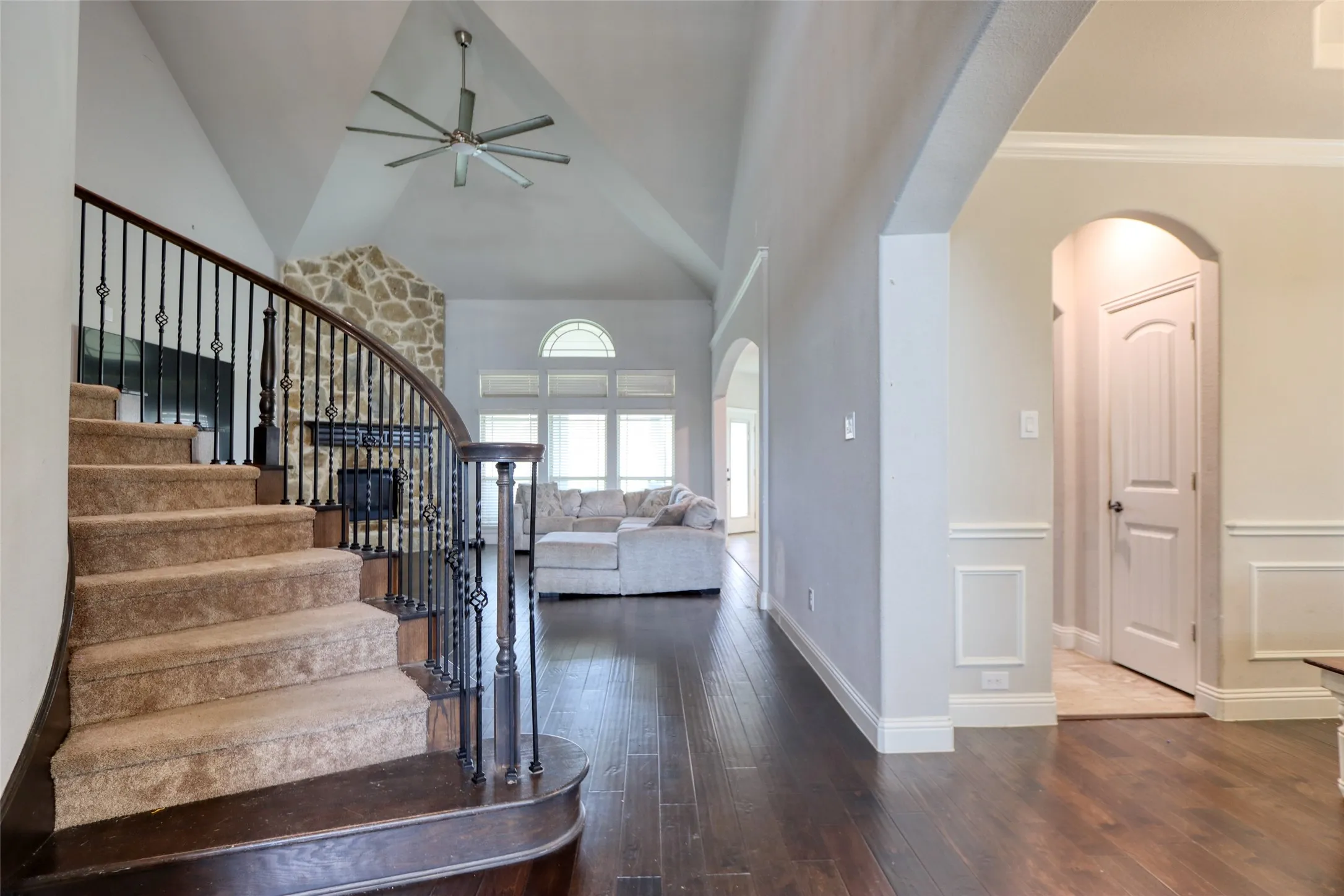 Single Family Residence For Sale in Ellis County , 2601 Grouse Hollow Way, Midlothian, Texas 76065, 6 Bedrooms, 4 Bathrooms, 3 Garage spaces, 4,266 Sqft, built in 2019, Price $620,000, mls#21263384, Real Estate Agent in Midlothian, Homes For Sale in Ellis county, Homes For Sale in Midlothian, Realtor in Midlothian Texas, Real Estate Brokerage Independent Realty Texas, Luminita Cordes Realtor