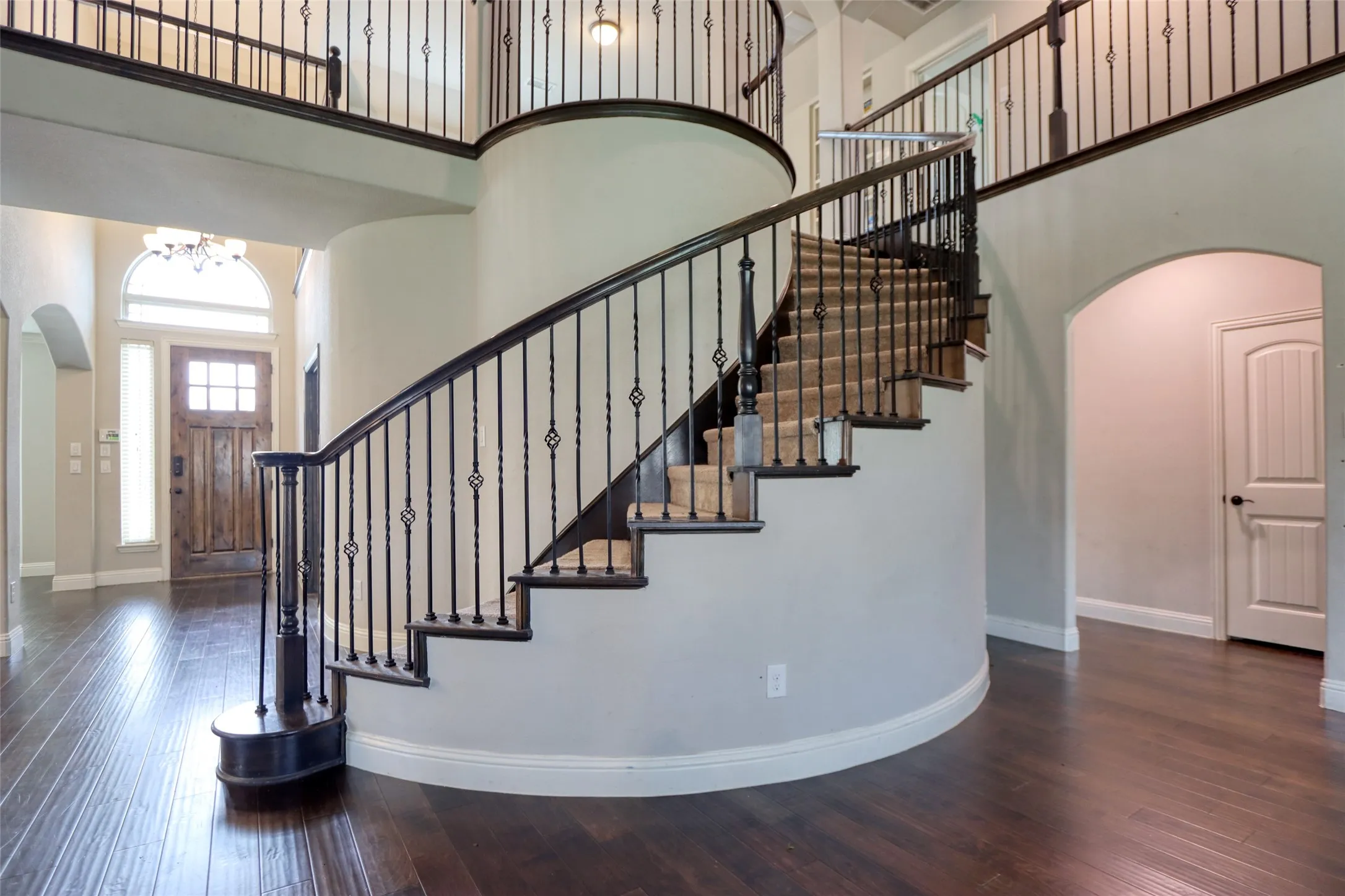 Single Family Residence For Sale in Ellis County , 2601 Grouse Hollow Way, Midlothian, Texas 76065, 6 Bedrooms, 4 Bathrooms, 3 Garage spaces, 4,266 Sqft, built in 2019, Price $620,000, mls#21263384, Real Estate Agent in Midlothian, Homes For Sale in Ellis county, Homes For Sale in Midlothian, Realtor in Midlothian Texas, Real Estate Brokerage Independent Realty Texas, Luminita Cordes Realtor
