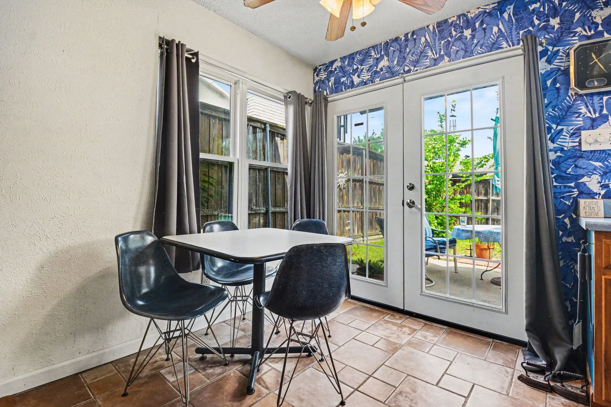 Single Family Residence For Sale in Dallas County , 5518 Round Rock Road, Garland, Texas 75044, 4 Bedrooms, 3 Bathrooms, 2 Garage spaces, 2,212 Sqft, built in 1979, Price $374,950, mls#21262382, Real Estate Agent in Garland, Homes For Sale in Dallas county, Homes For Sale in Garland, Realtor in Garland Texas, Real Estate Brokerage Independent Realty Texas, Luminita Cordes Realtor
