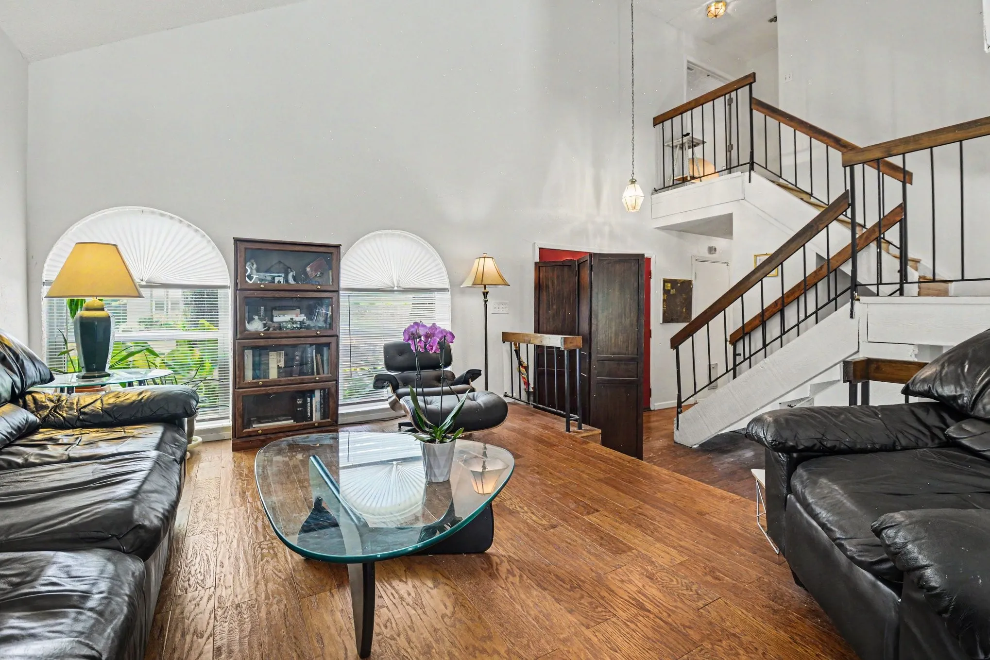 Single Family Residence For Sale in Dallas County , 5518 Round Rock Road, Garland, Texas 75044, 4 Bedrooms, 3 Bathrooms, 2 Garage spaces, 2,212 Sqft, built in 1979, Price $374,950, mls#21262382, Real Estate Agent in Garland, Homes For Sale in Dallas county, Homes For Sale in Garland, Realtor in Garland Texas, Real Estate Brokerage Independent Realty Texas, Luminita Cordes Realtor