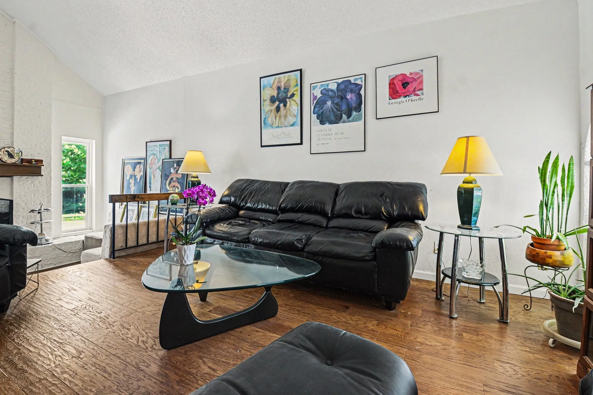 Single Family Residence For Sale in Dallas County , 5518 Round Rock Road, Garland, Texas 75044, 4 Bedrooms, 3 Bathrooms, 2 Garage spaces, 2,212 Sqft, built in 1979, Price $374,950, mls#21262382, Real Estate Agent in Garland, Homes For Sale in Dallas county, Homes For Sale in Garland, Realtor in Garland Texas, Real Estate Brokerage Independent Realty Texas, Luminita Cordes Realtor