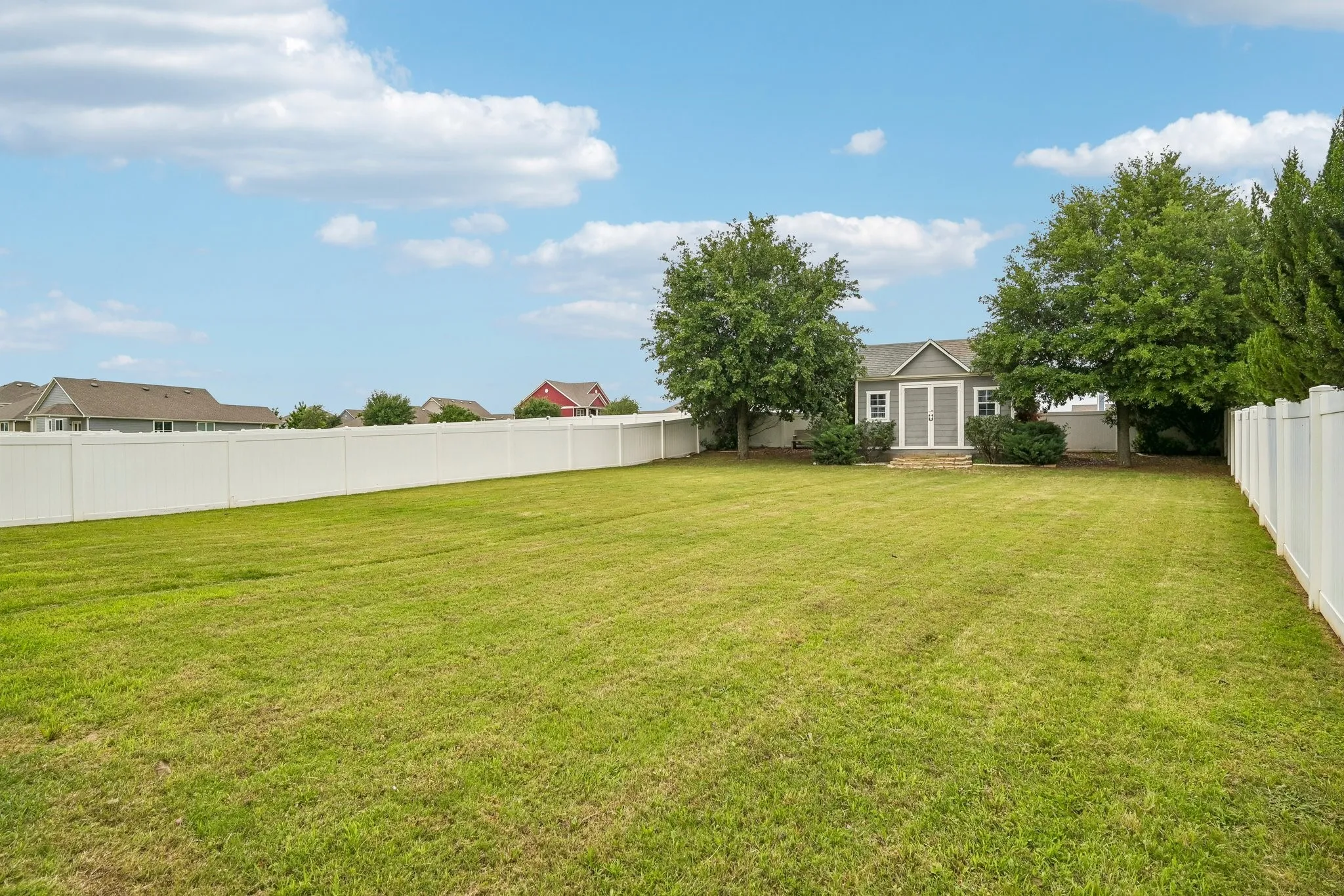 Single Family Residence For Sale in Denton County , 9141 Cranston Court, Providence Village, Texas 76227, 3 Bedroom, 3 Bathroom, 2 Garage spaces, 2,728 Sqft, built in 2013, mls#21261882, Real Estate Agent in Providence Village, Homes For Sale in Denton county, Homes For Sale in Providence Village, Realtor in Providence Village Texas, Real Estate Brokerage Independent Realty Texas, Luminita Cordes Realtor