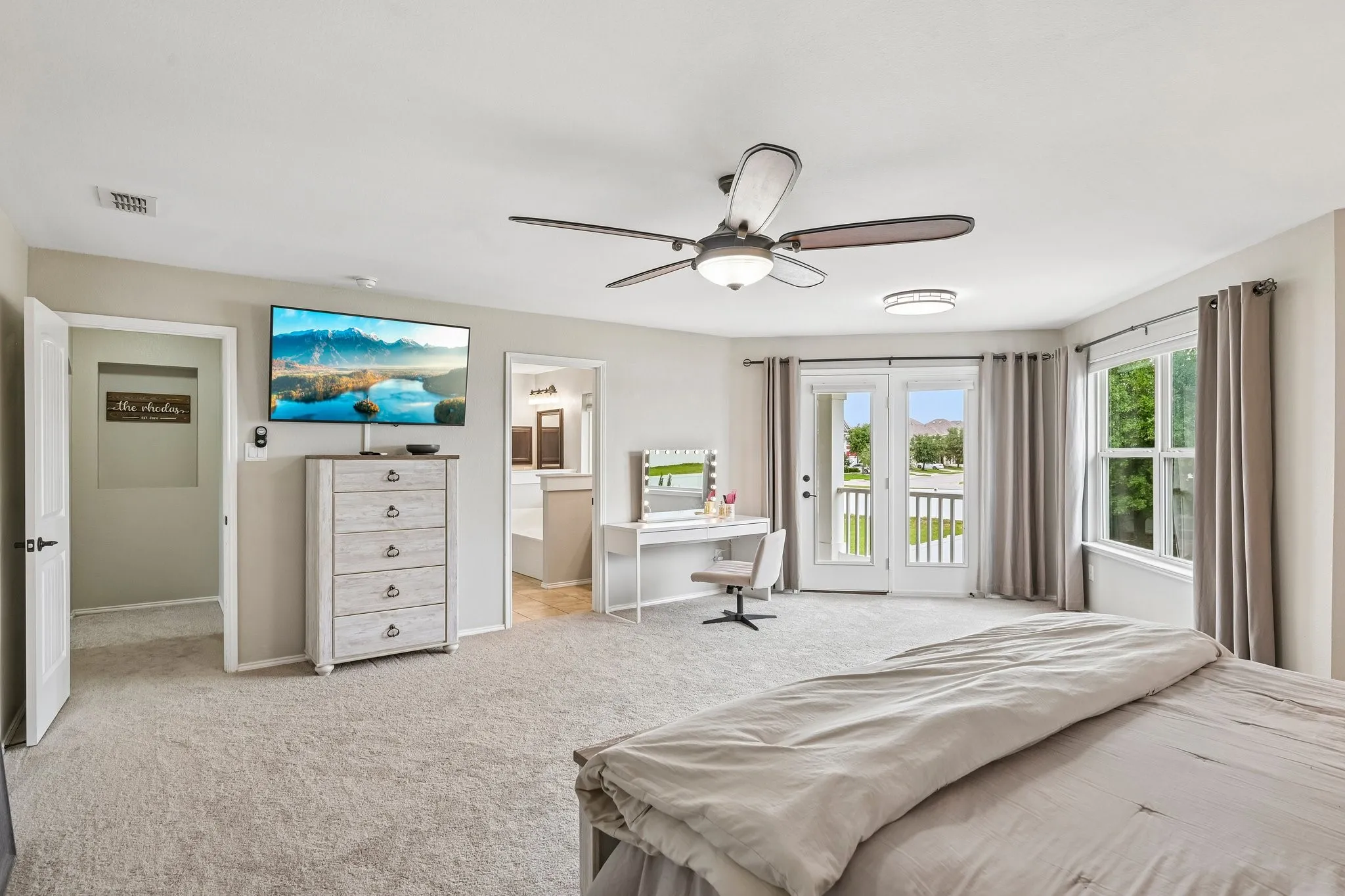 Single Family Residence For Sale in Denton County , 9141 Cranston Court, Providence Village, Texas 76227, 3 Bedroom, 3 Bathroom, 2 Garage spaces, 2,728 Sqft, built in 2013, mls#21261882, Real Estate Agent in Providence Village, Homes For Sale in Denton county, Homes For Sale in Providence Village, Realtor in Providence Village Texas, Real Estate Brokerage Independent Realty Texas, Luminita Cordes Realtor