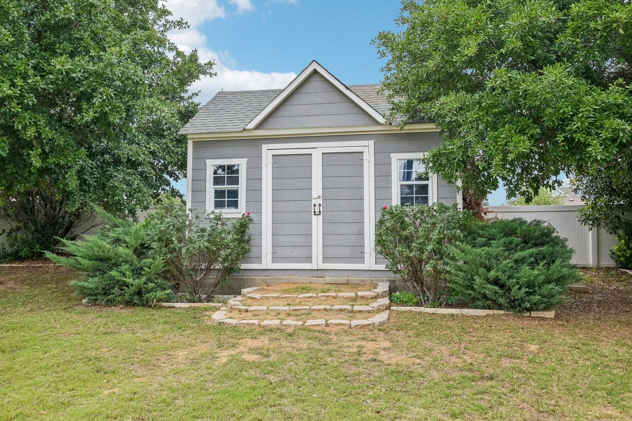 Single Family Residence For Sale in Denton County , 9141 Cranston Court, Providence Village, Texas 76227, 3 Bedroom, 3 Bathroom, 2 Garage spaces, 2,728 Sqft, built in 2013, mls#21261882, Real Estate Agent in Providence Village, Homes For Sale in Denton county, Homes For Sale in Providence Village, Realtor in Providence Village Texas, Real Estate Brokerage Independent Realty Texas, Luminita Cordes Realtor