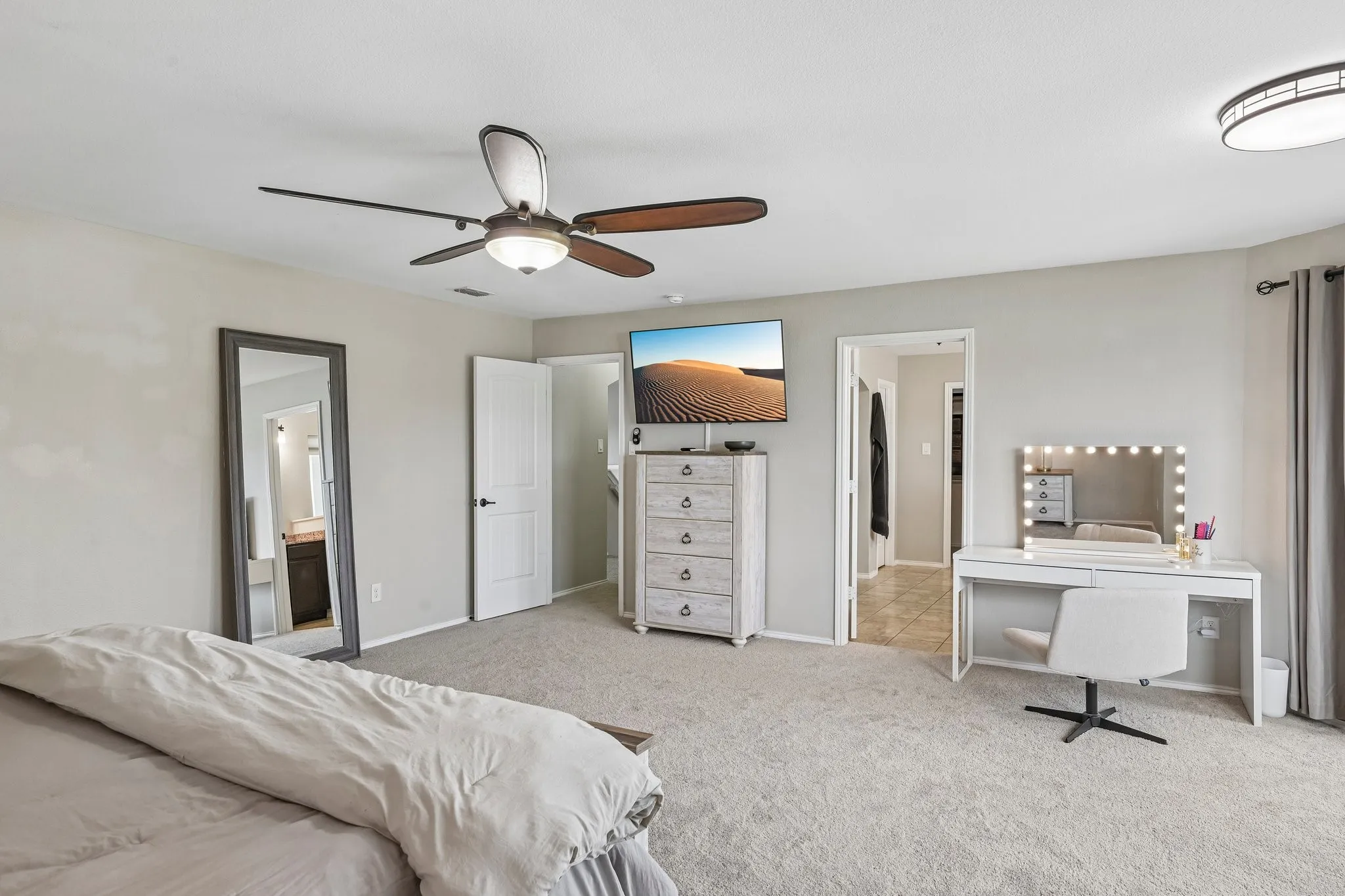 Single Family Residence For Sale in Denton County , 9141 Cranston Court, Providence Village, Texas 76227, 3 Bedroom, 3 Bathroom, 2 Garage spaces, 2,728 Sqft, built in 2013, mls#21261882, Real Estate Agent in Providence Village, Homes For Sale in Denton county, Homes For Sale in Providence Village, Realtor in Providence Village Texas, Real Estate Brokerage Independent Realty Texas, Luminita Cordes Realtor