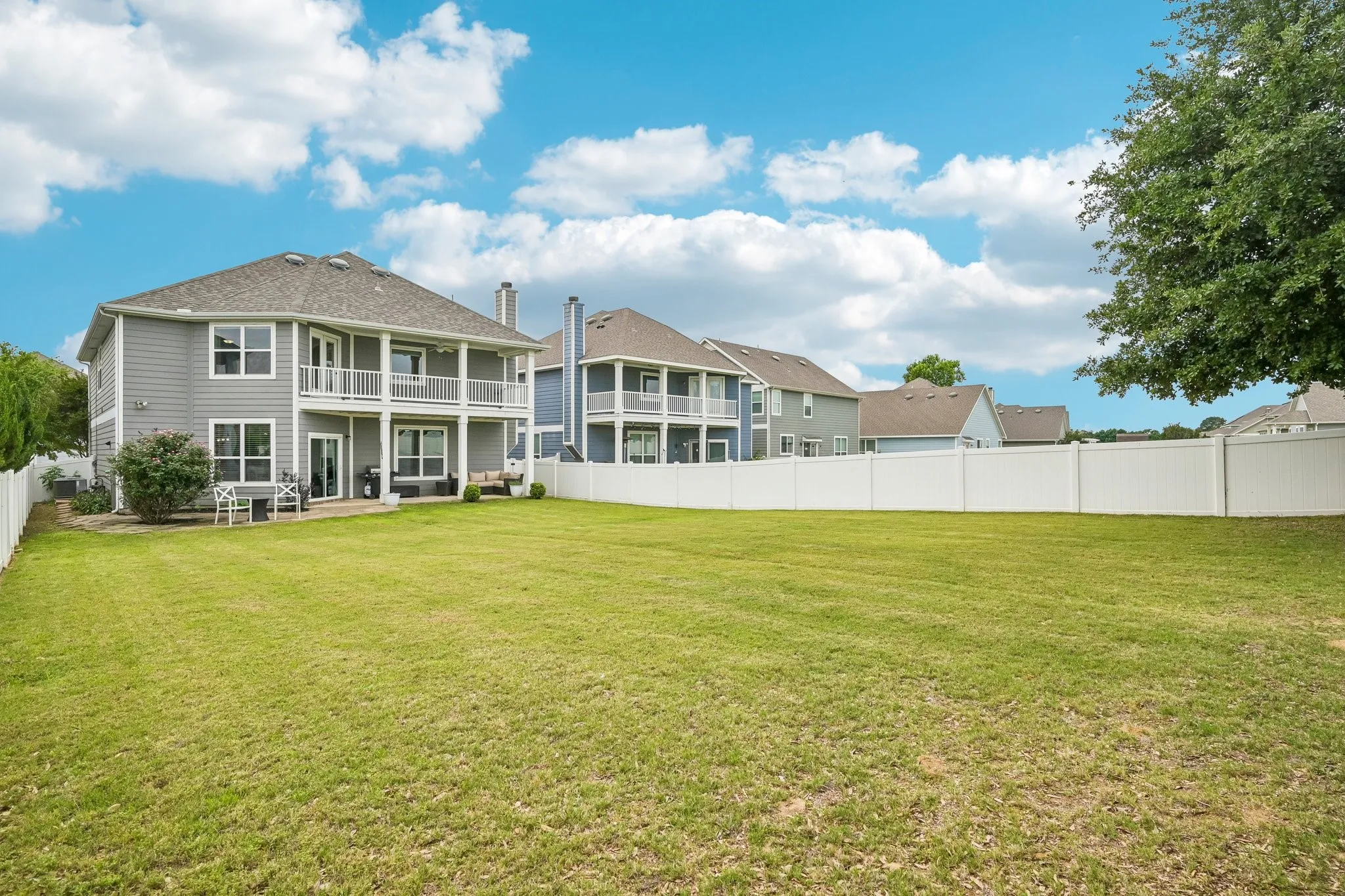 Single Family Residence For Sale in Denton County , 9141 Cranston Court, Providence Village, Texas 76227, 3 Bedroom, 3 Bathroom, 2 Garage spaces, 2,728 Sqft, built in 2013, mls#21261882, Real Estate Agent in Providence Village, Homes For Sale in Denton county, Homes For Sale in Providence Village, Realtor in Providence Village Texas, Real Estate Brokerage Independent Realty Texas, Luminita Cordes Realtor