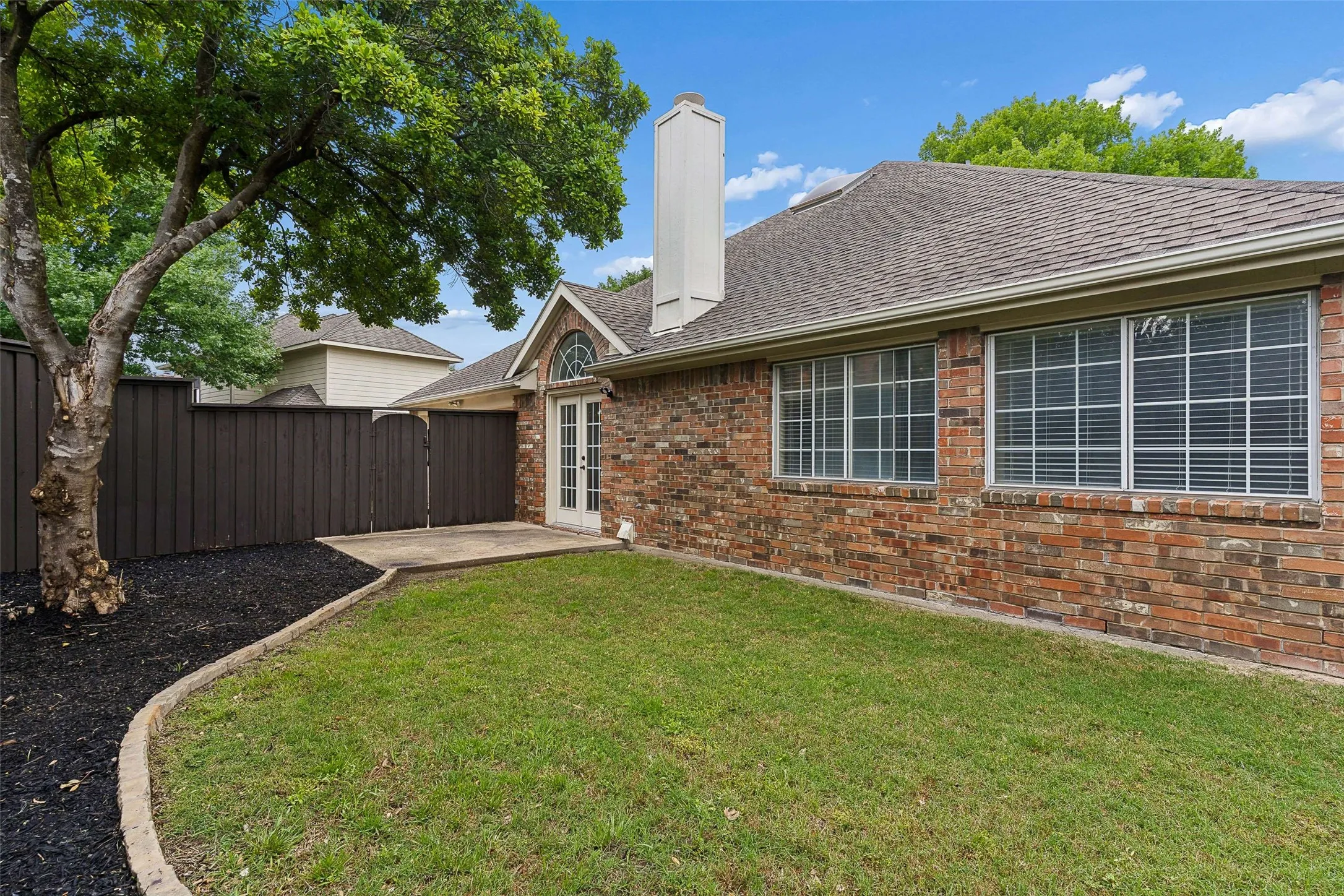 Single Family Residence For Sale in Collin County , 2104 Gent Drive, Plano, Texas 75025, 3 Bedroom, 2 Bathroom, 2 Garage spaces, 2,422 Sqft, built in 1991, mls#21262642, Real Estate Agent in Plano, Homes For Sale in Collin county, Homes For Sale in Plano, Realtor in Plano Texas, Real Estate Brokerage Independent Realty Texas, Luminita Cordes Realtor