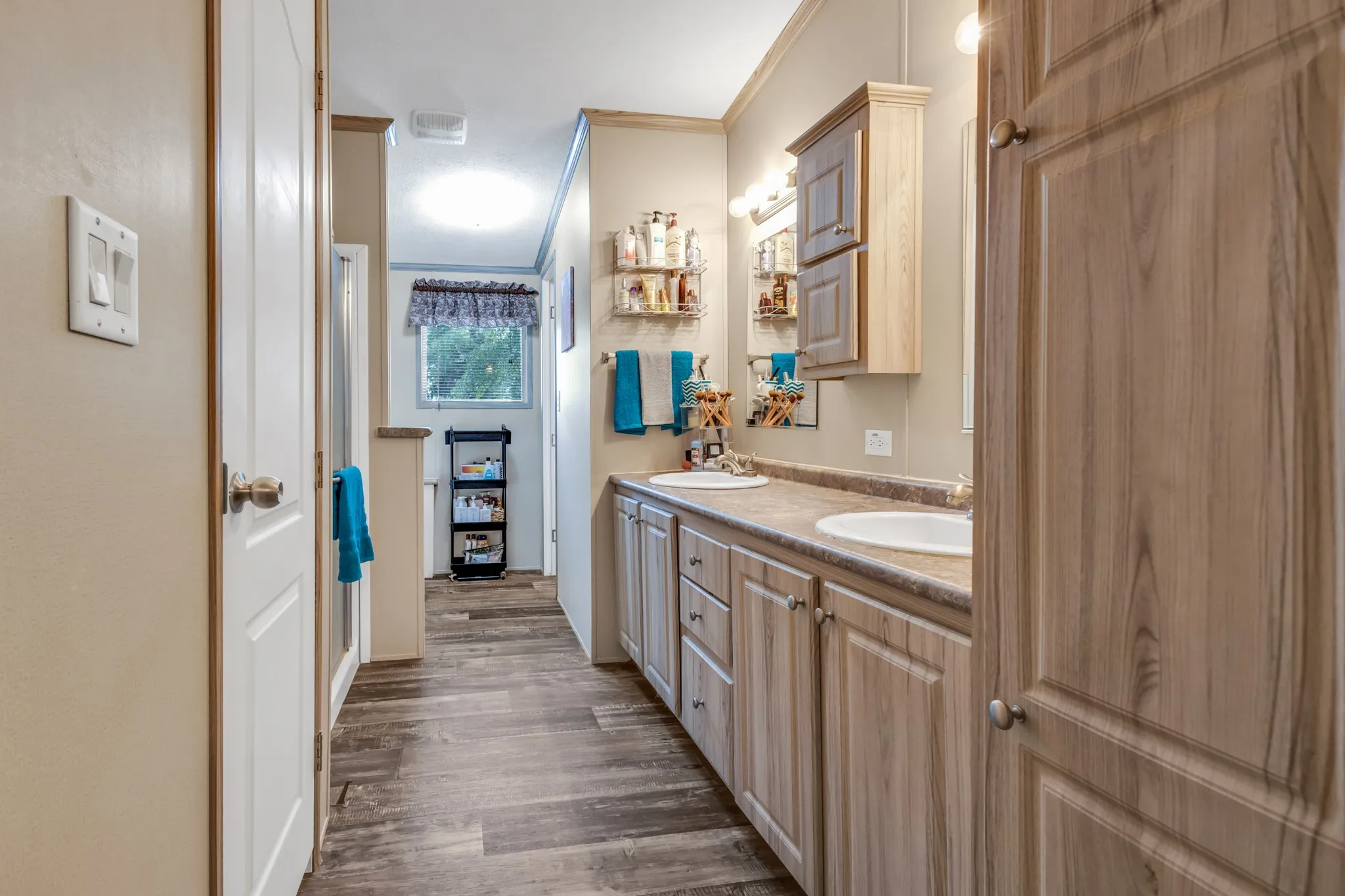 Mobile Home For Sale in Wood County , 935 Indian Gap, Quitman, Texas 75783, 4 Bedroom, 2 Bathroom, Garage spaces, 1,664 Sqft, built in 2020, mls#21263222, Real Estate Agent in Quitman, Homes For Sale in Wood county, Homes For Sale in Quitman, Realtor in Quitman Texas, Real Estate Brokerage Independent Realty Texas, Luminita Cordes Realtor